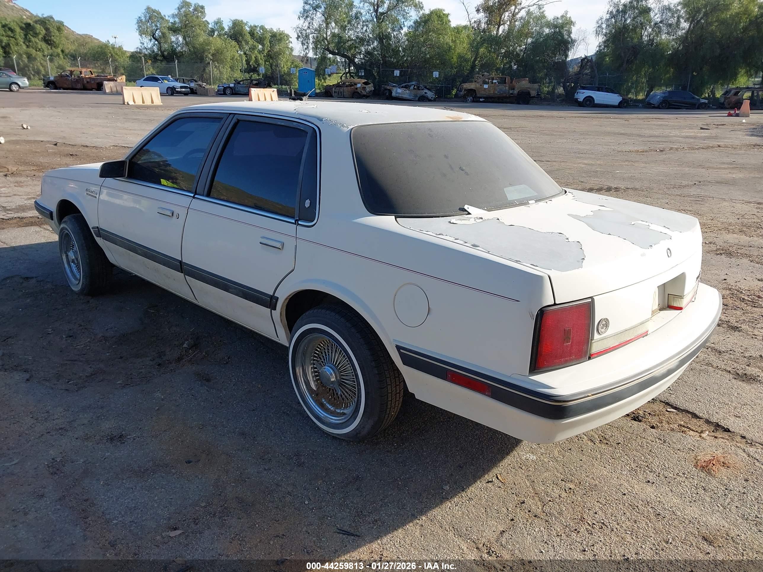 OLDSMOBILE CUTLASS image 3