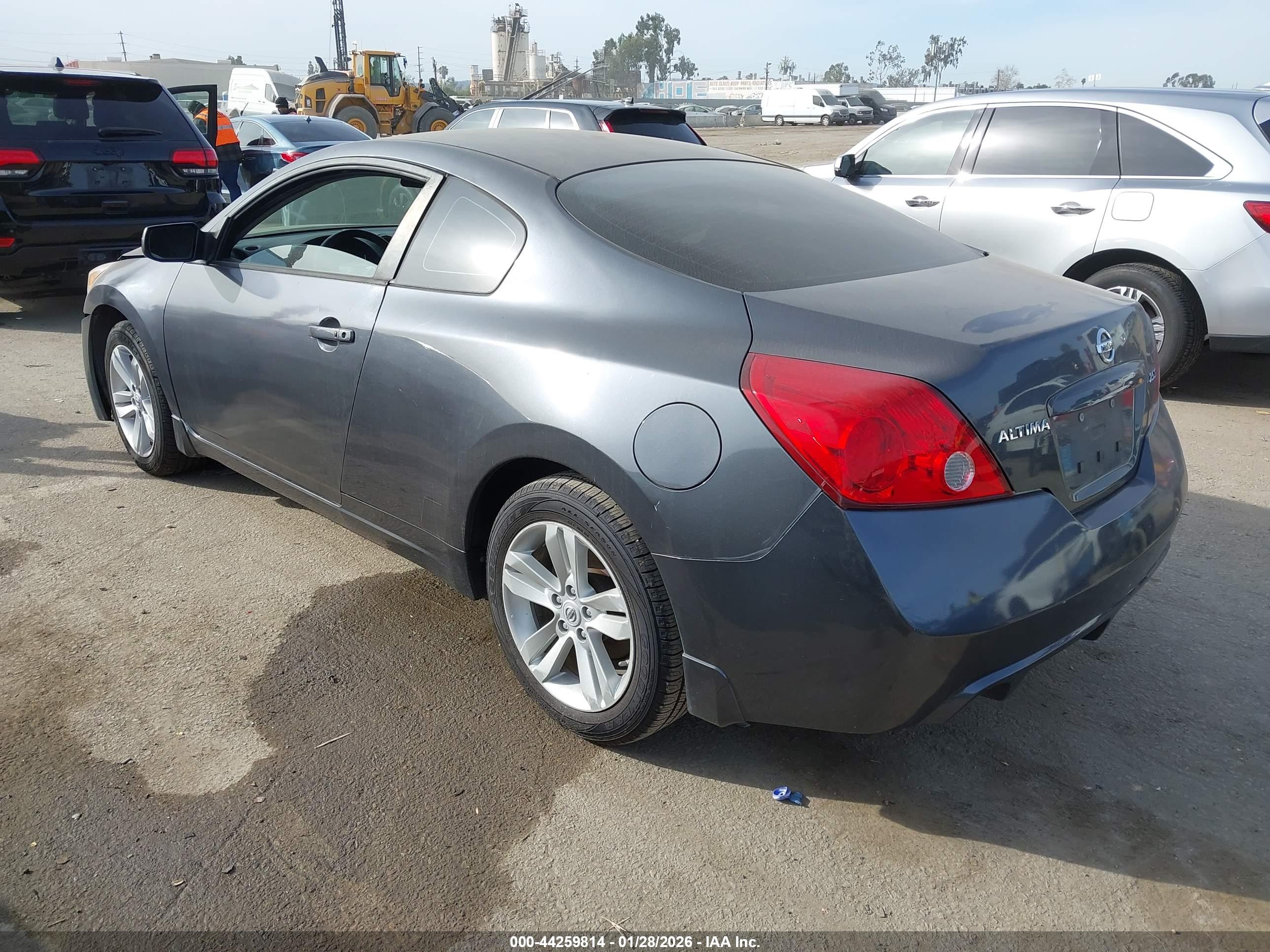 NISSAN ALTIMA image 3