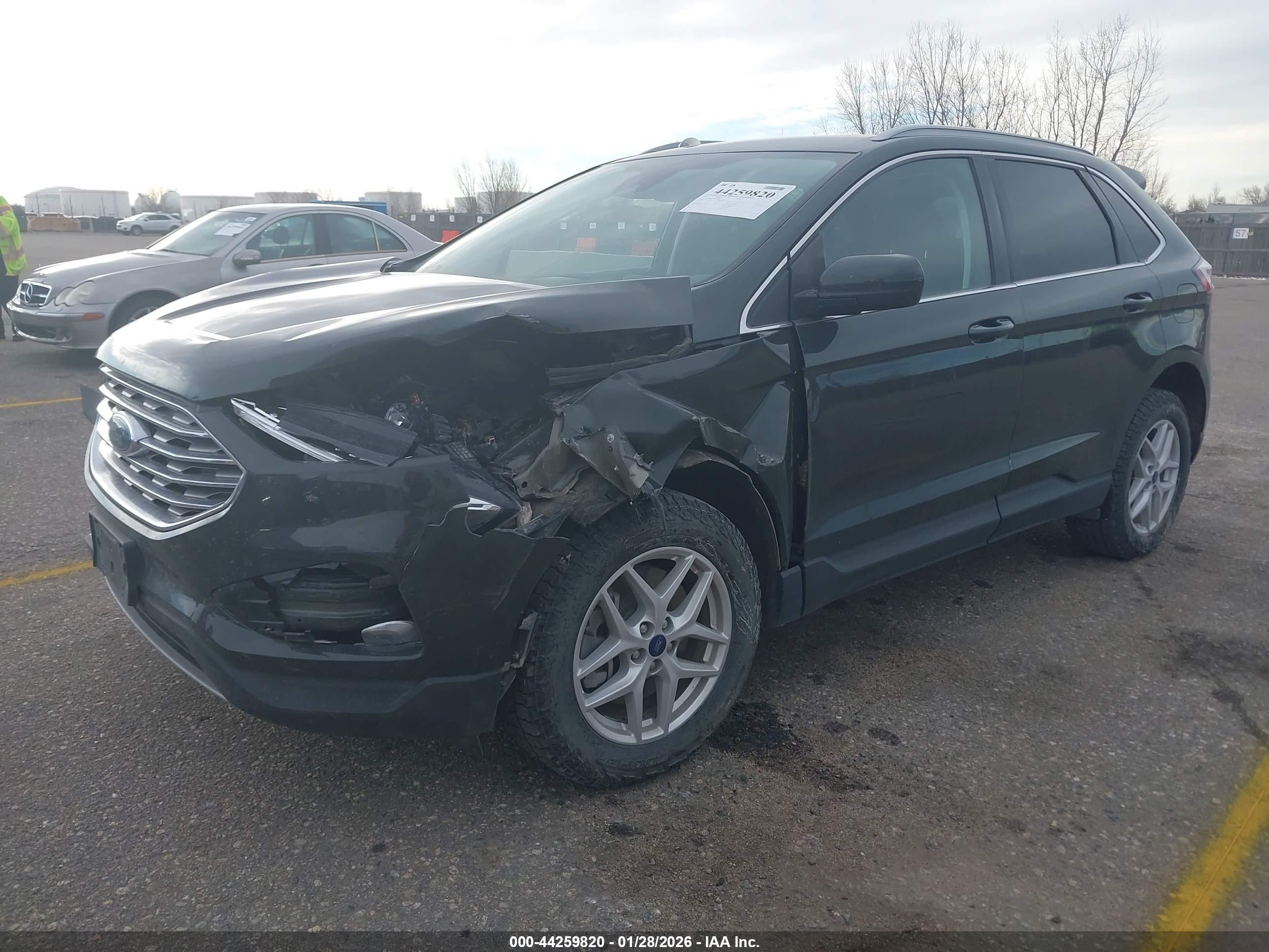 FORD EDGE image 2