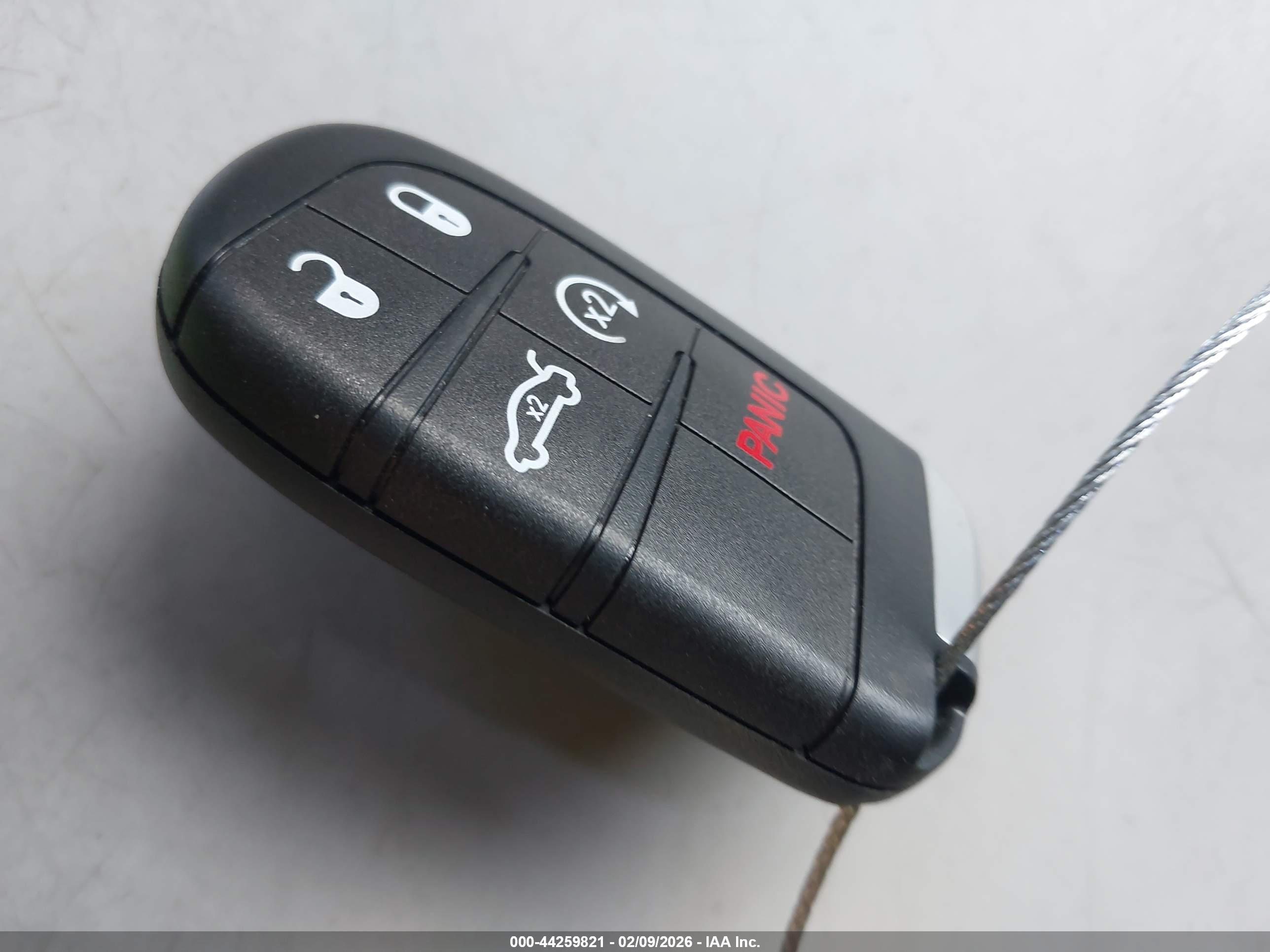 DODGE CHALLENGER image 11