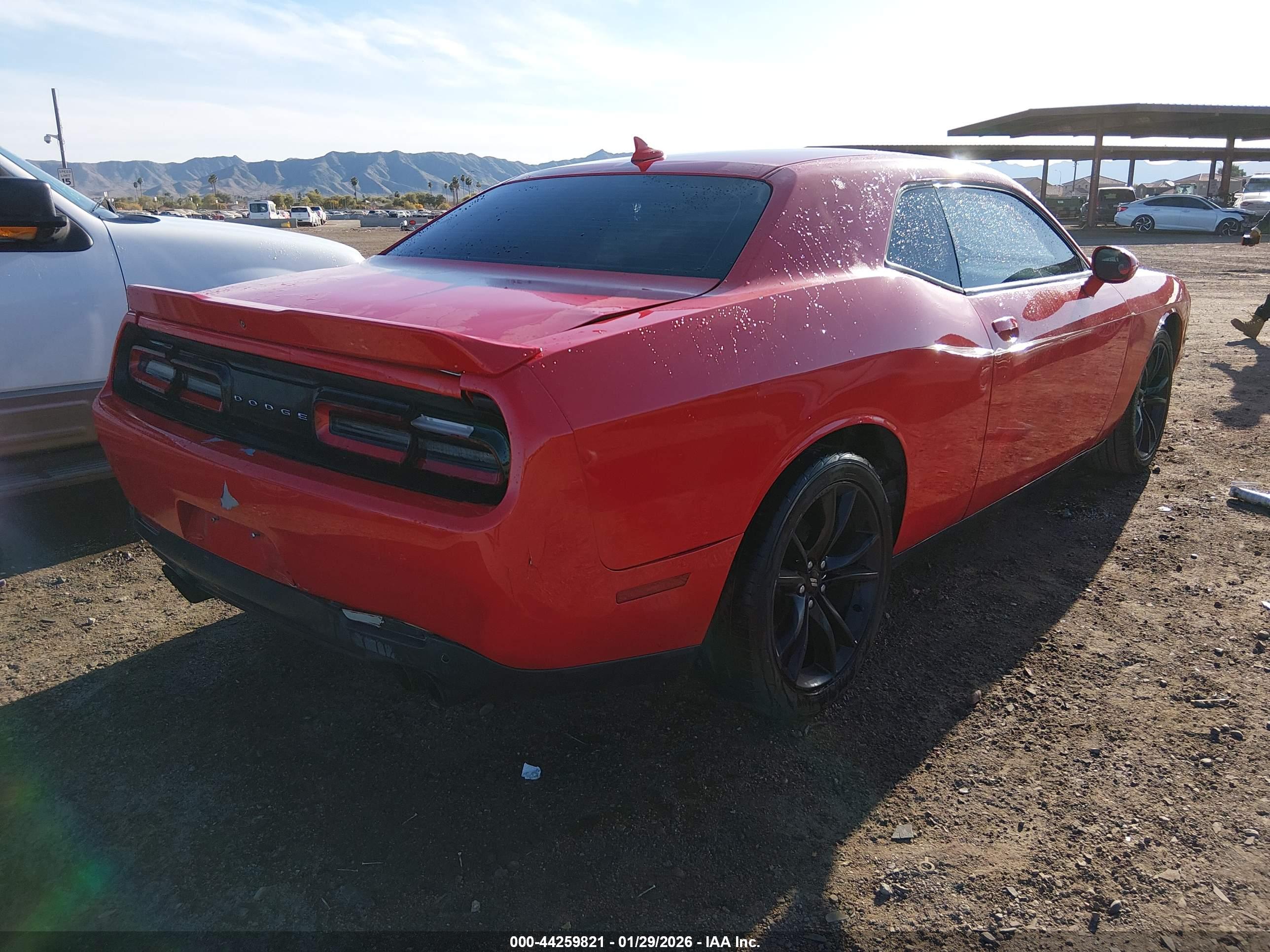 DODGE CHALLENGER image 4