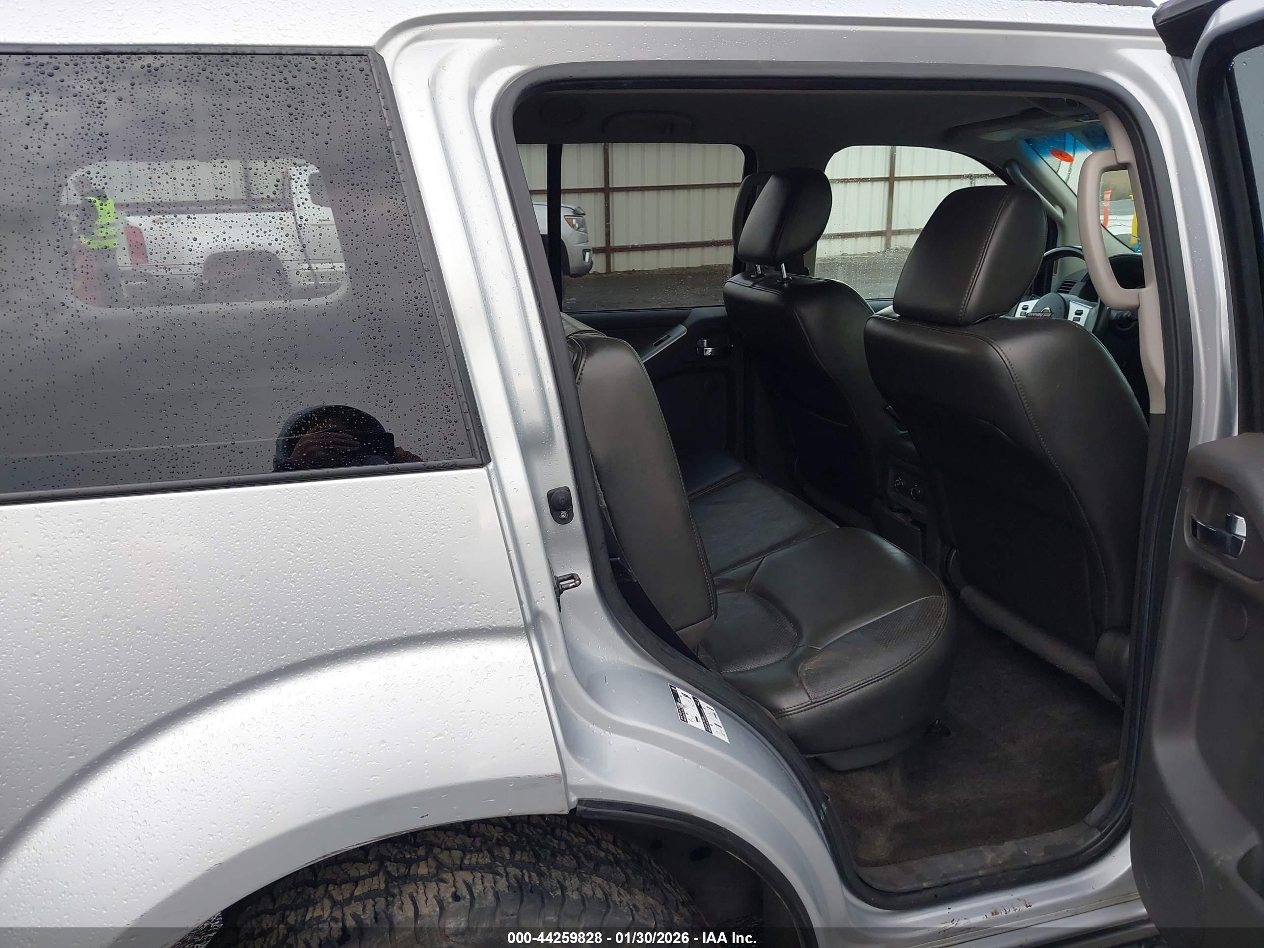 NISSAN PATHFINDER image 8
