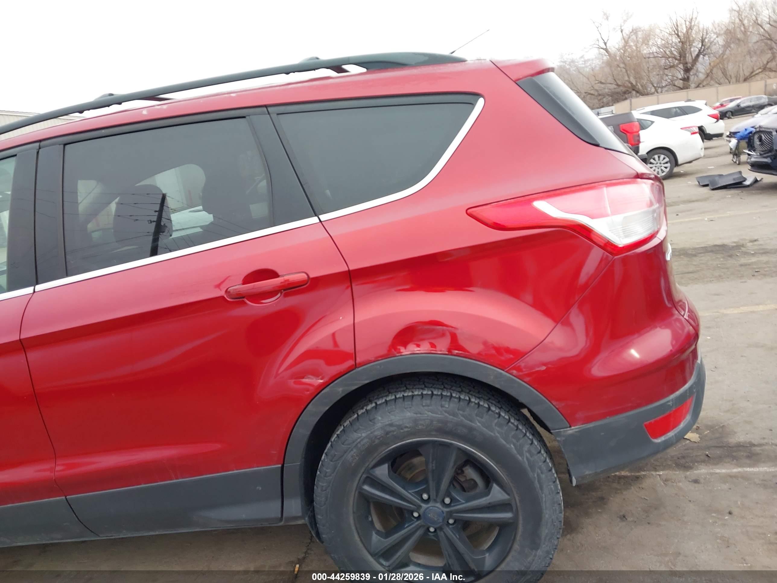 FORD ESCAPE image 6