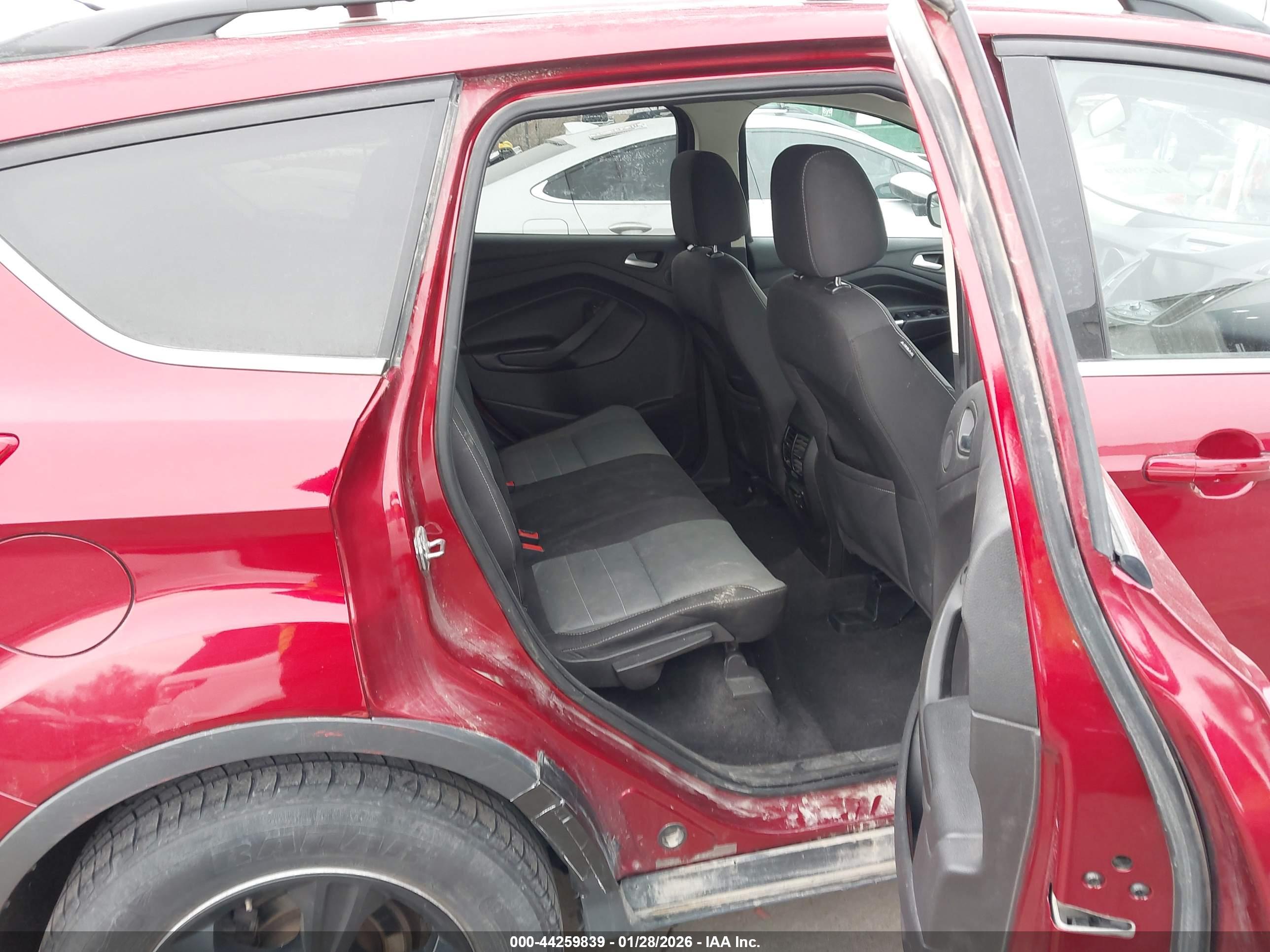 FORD ESCAPE image 8