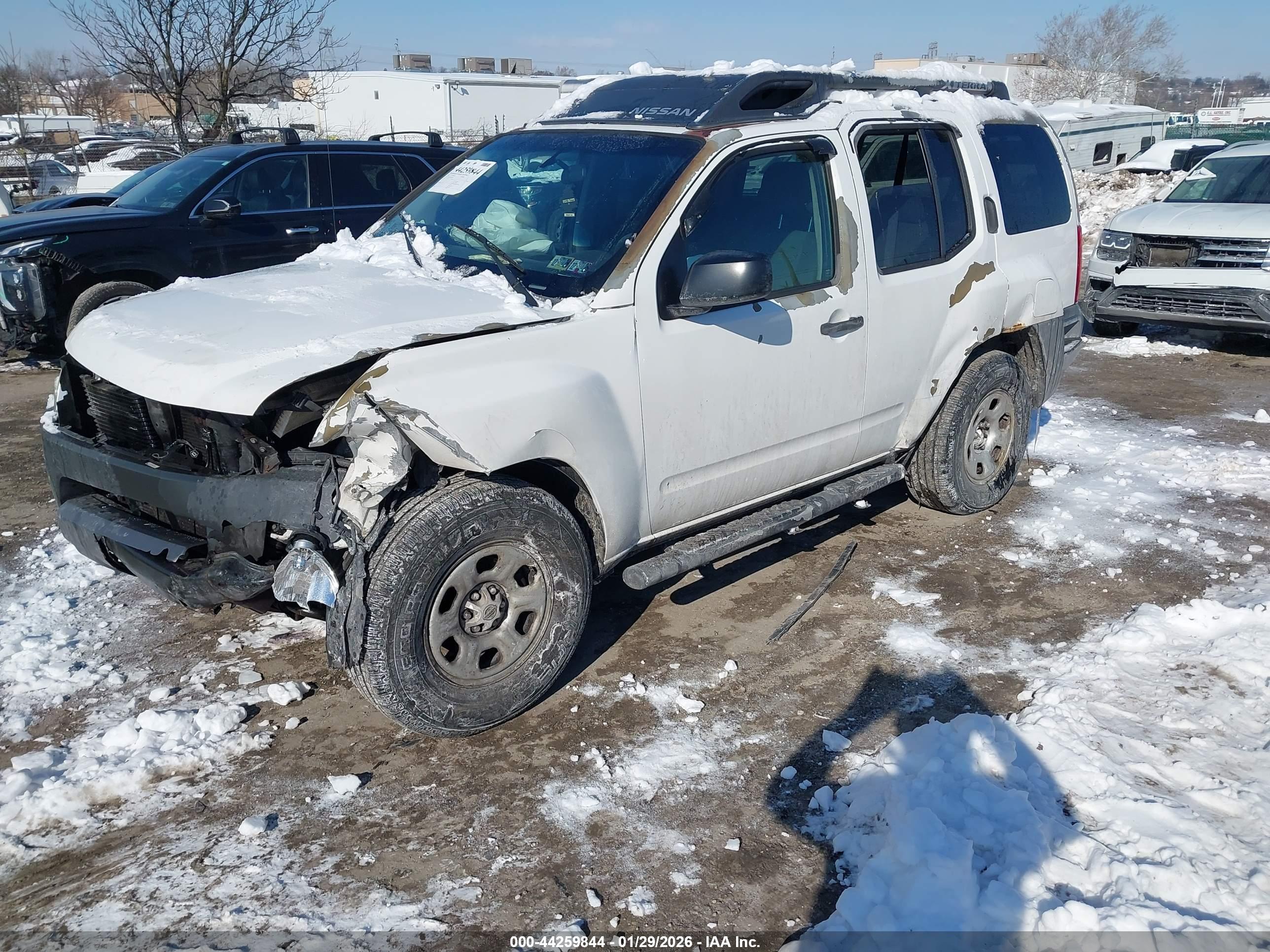 NISSAN XTERRA image 2