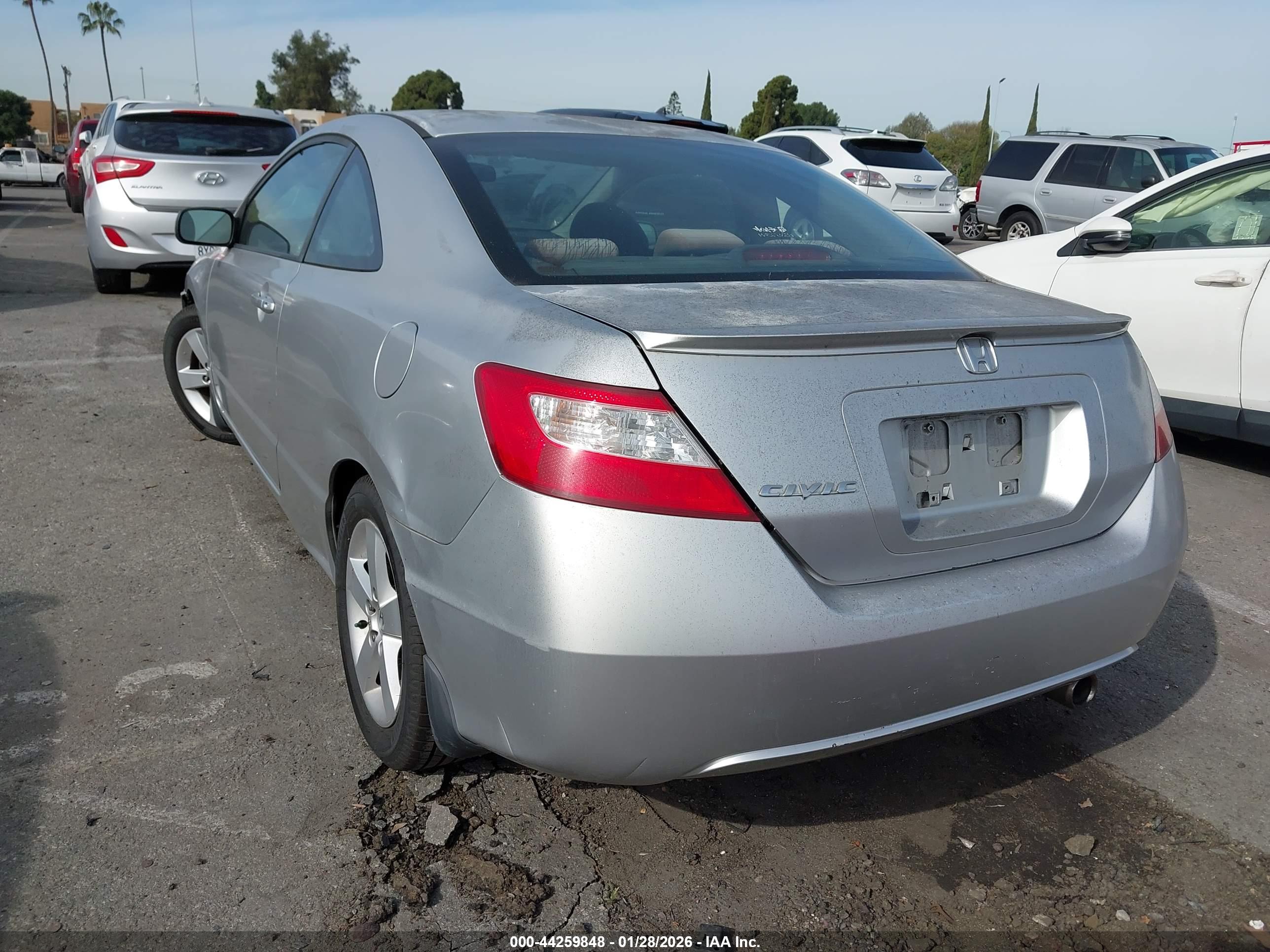 HONDA CIVIC image 3