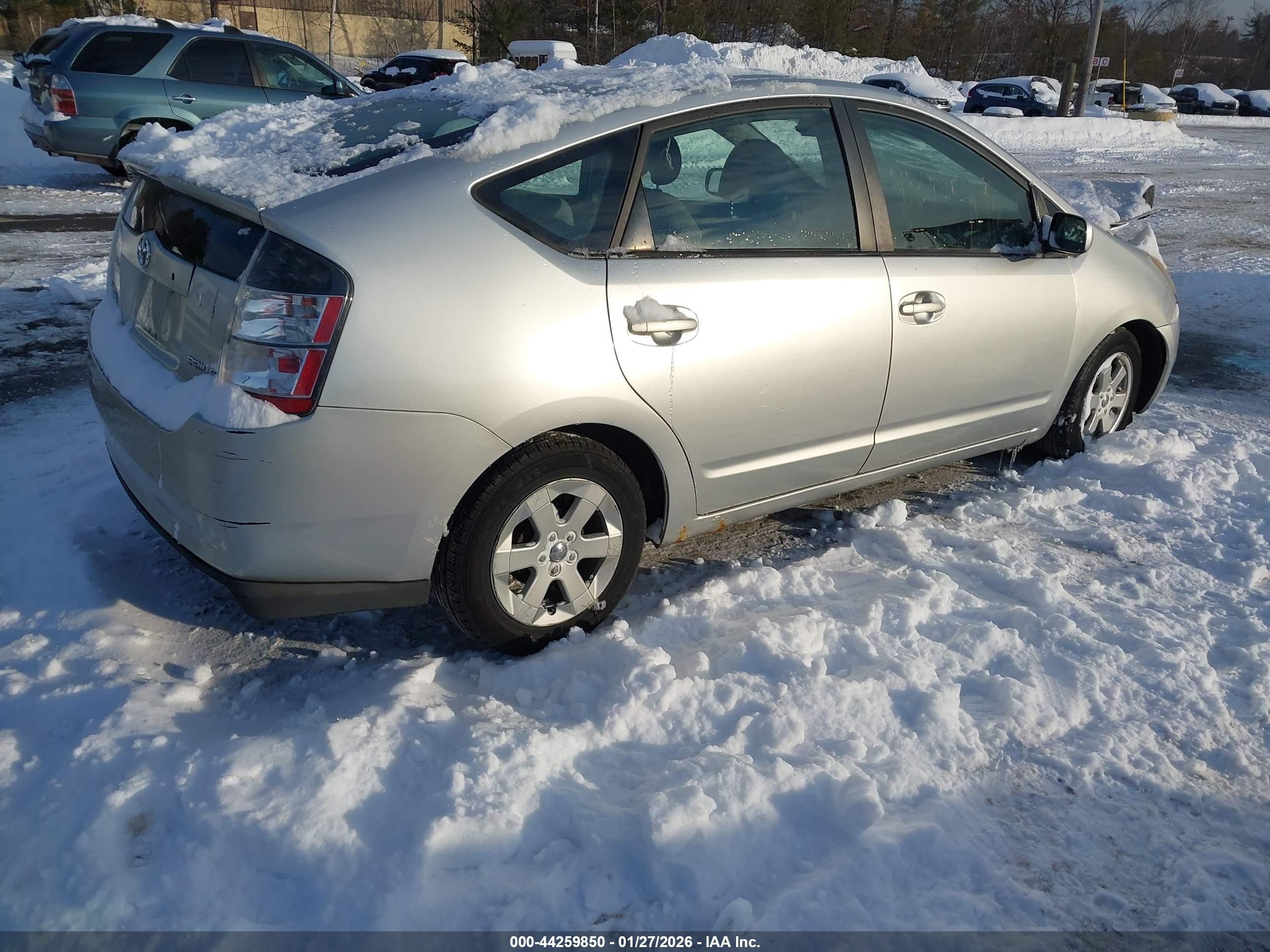 TOYOTA PRIUS image 4