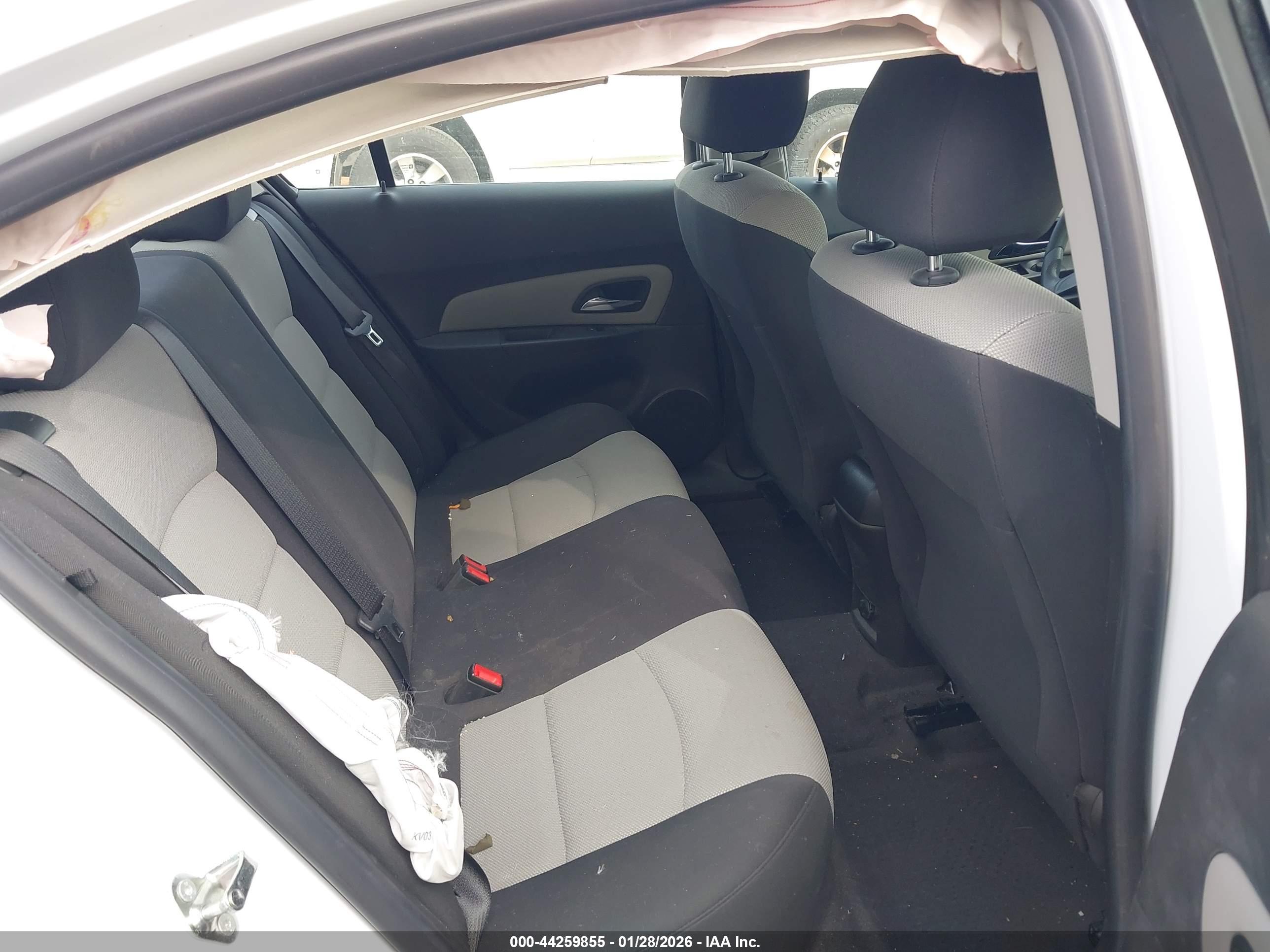 CHEVROLET CRUZE image 8