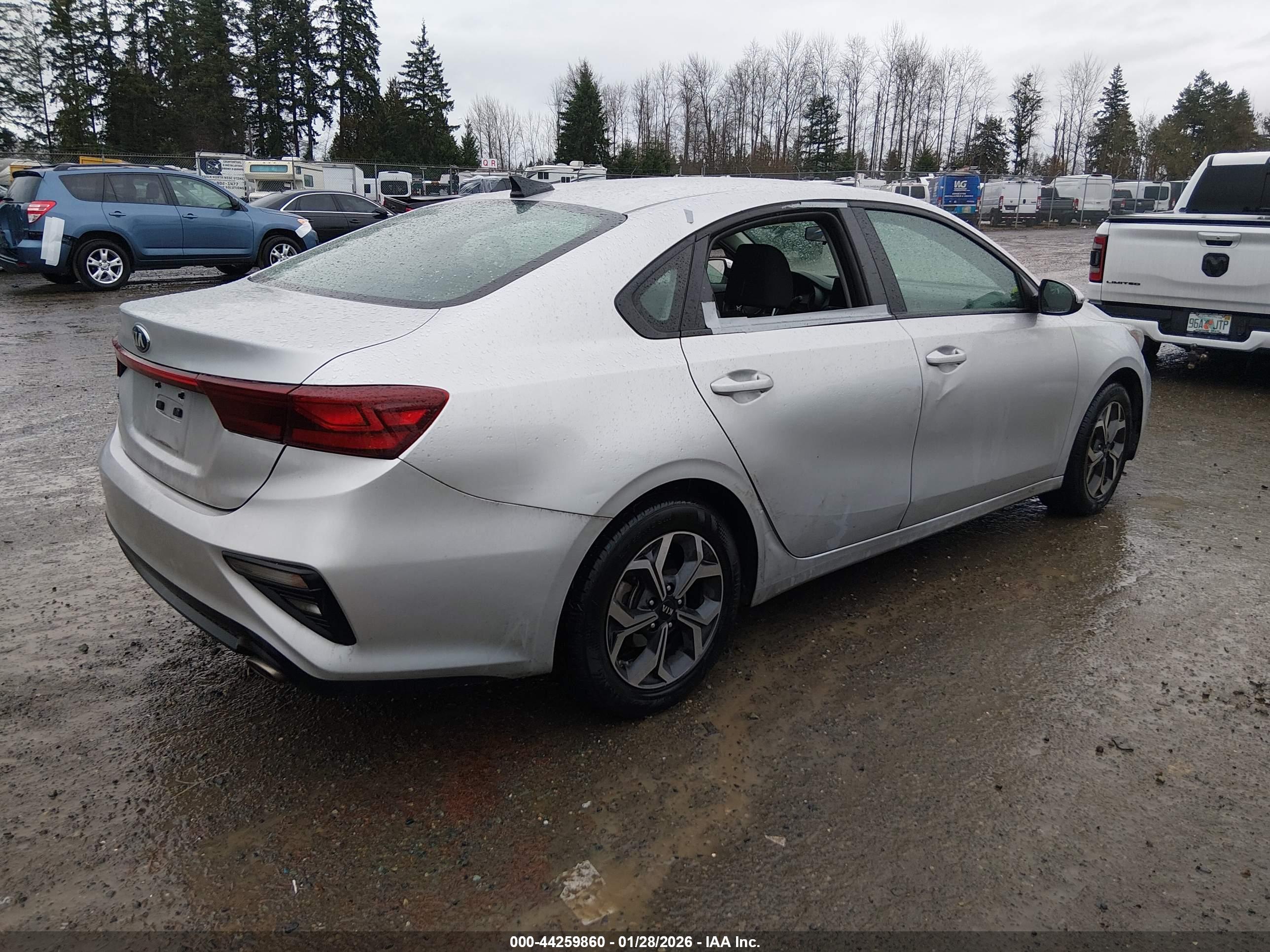 KIA FORTE image 4