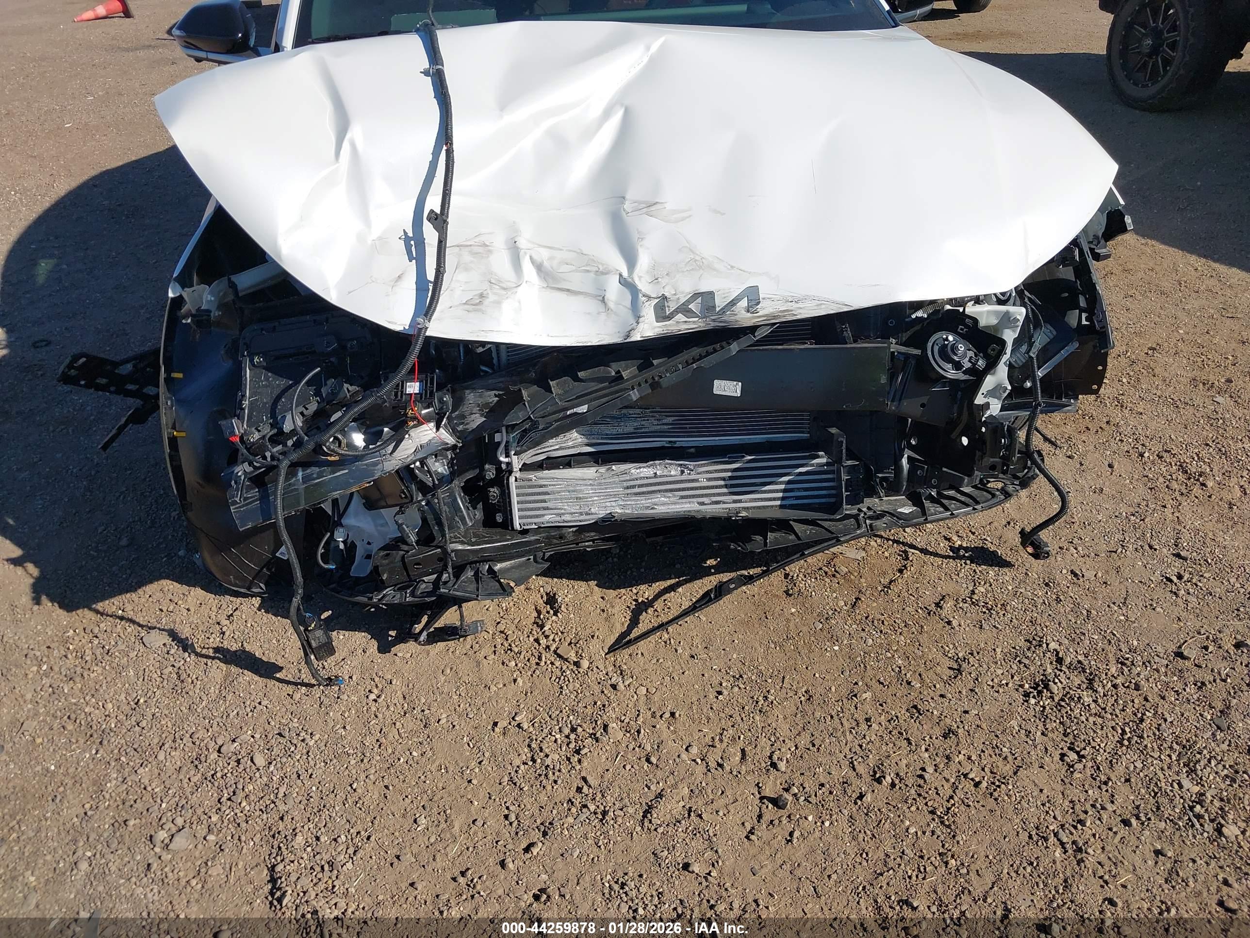 KIA K4 image 6