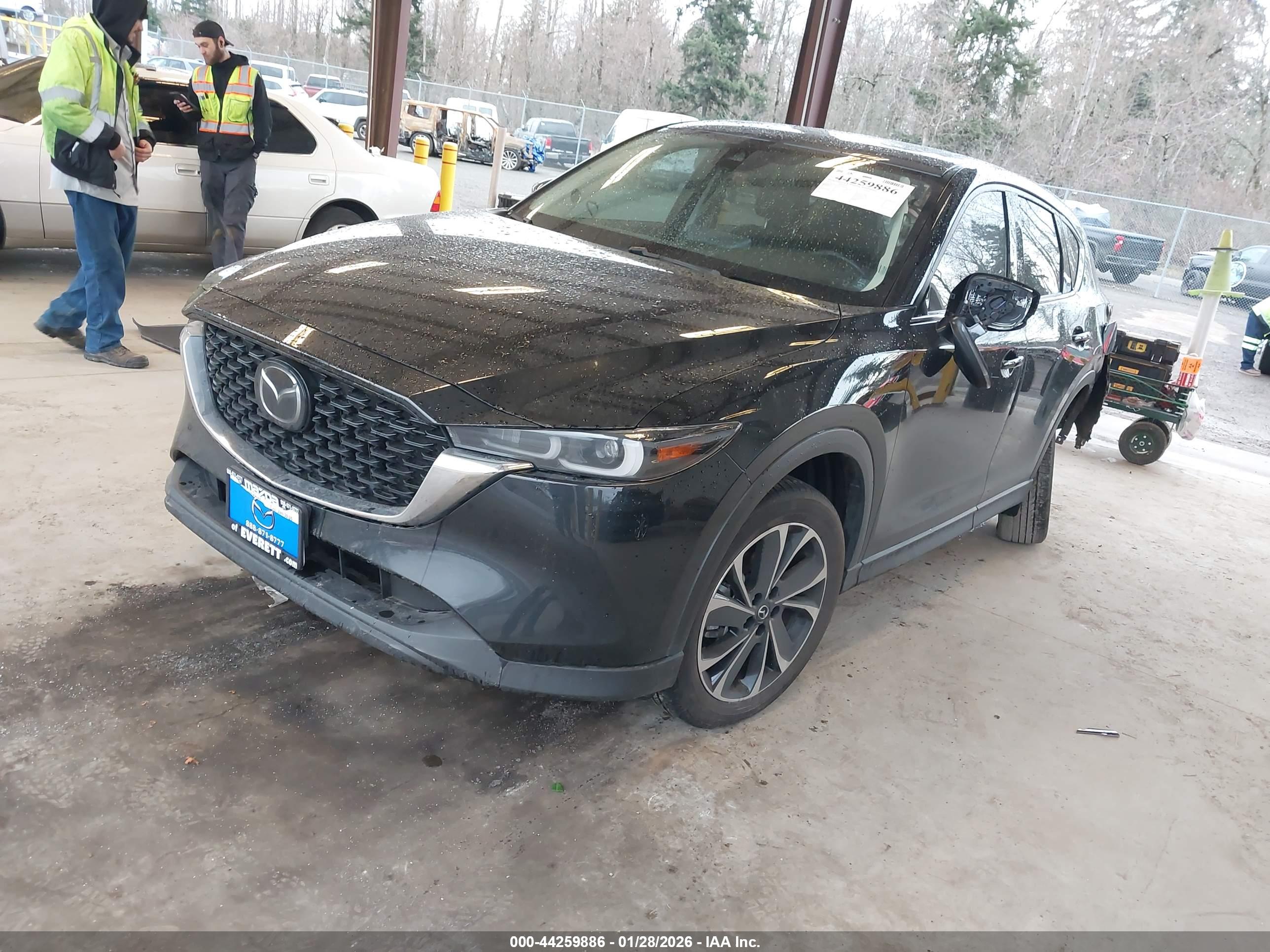 MAZDA CX-5 image 2