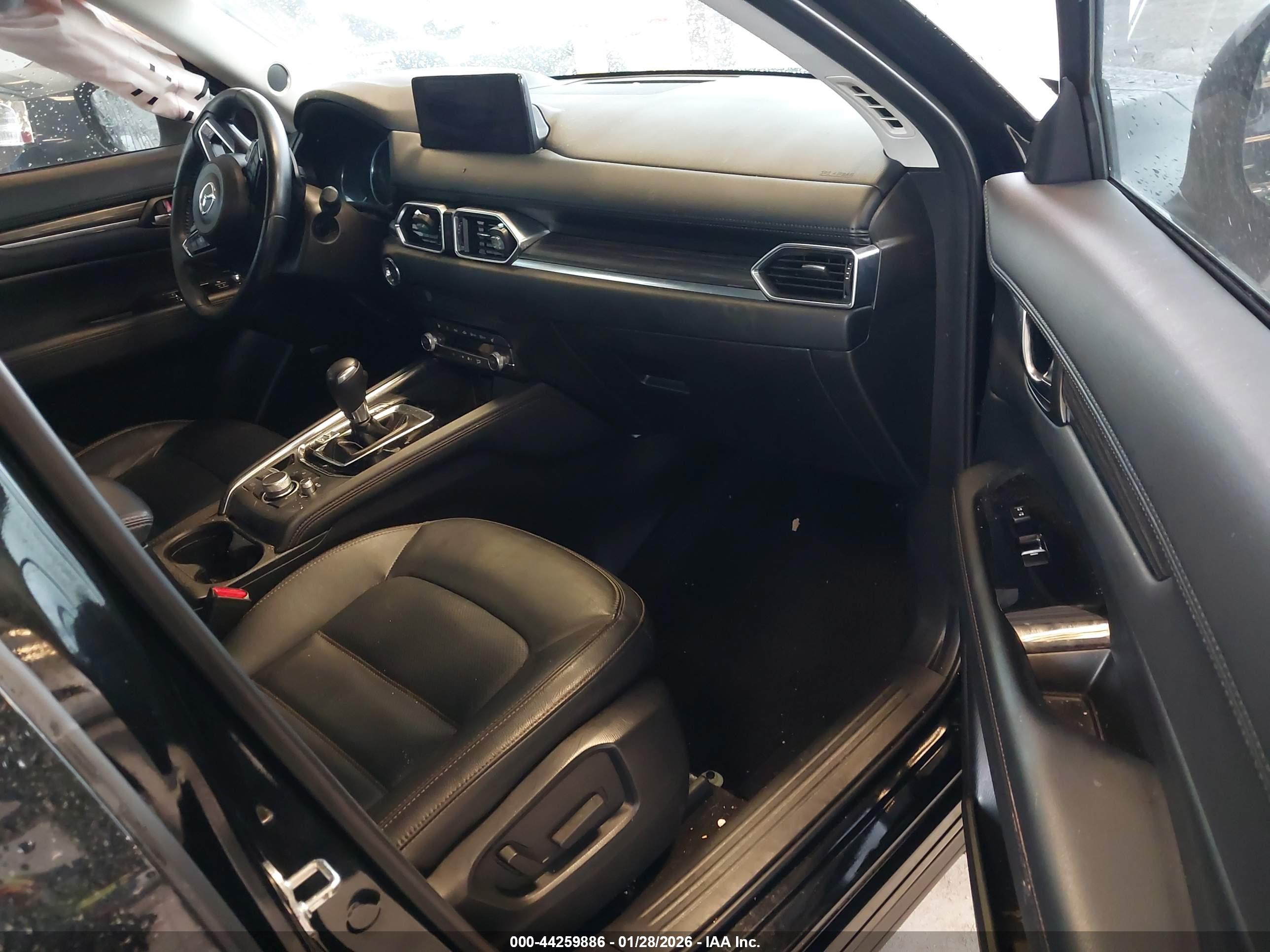 MAZDA CX-5 image 5