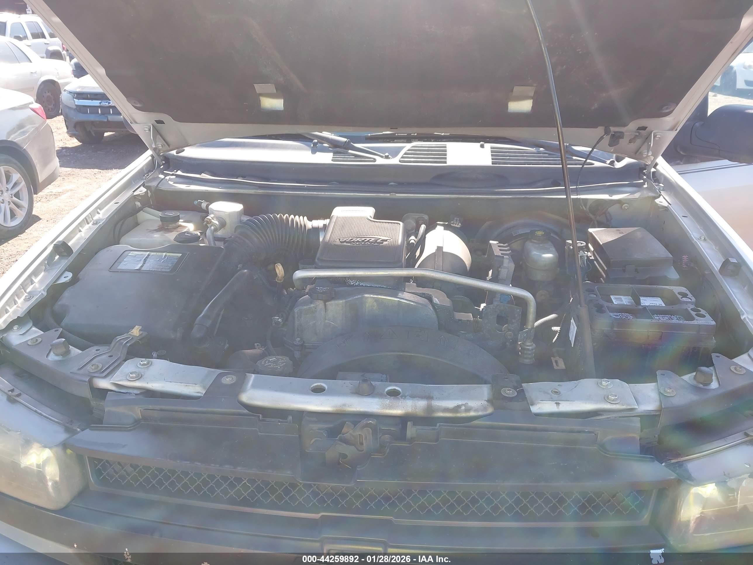 CHEVROLET TRAILBLAZER image 10