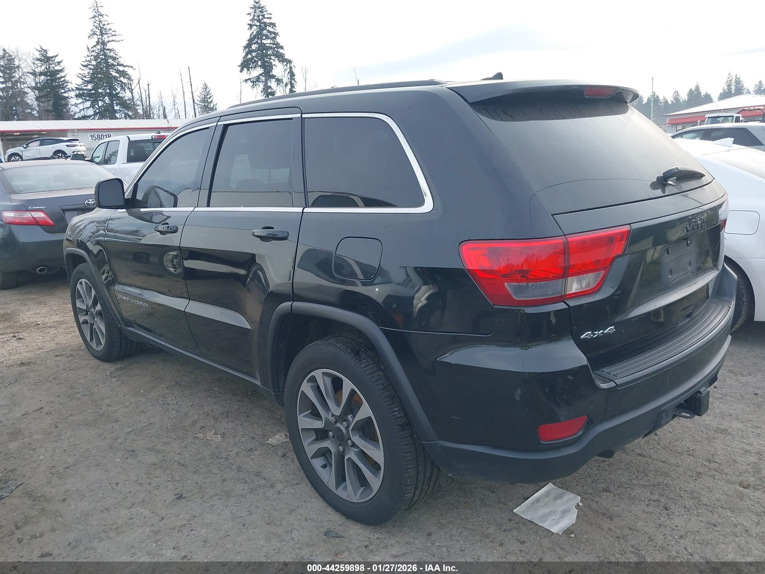 JEEP GRAND image 3