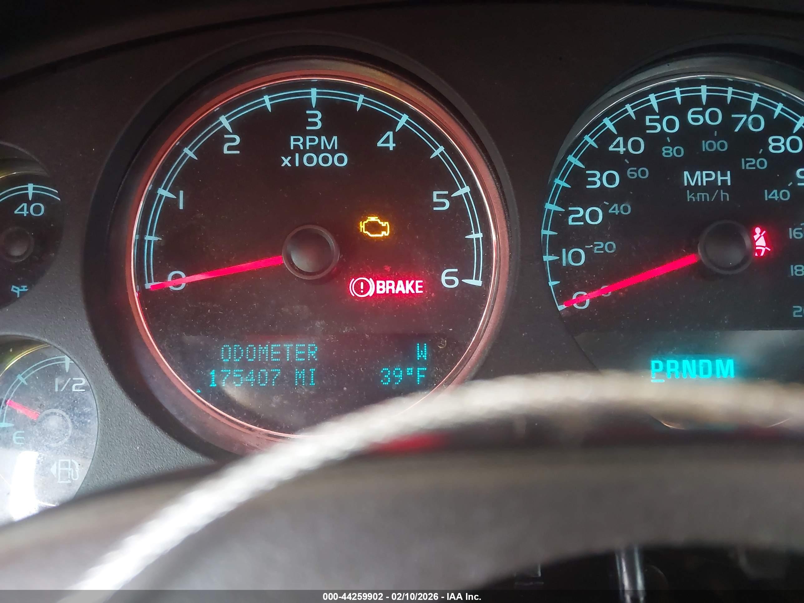 CHEVROLET TAHOE image 7
