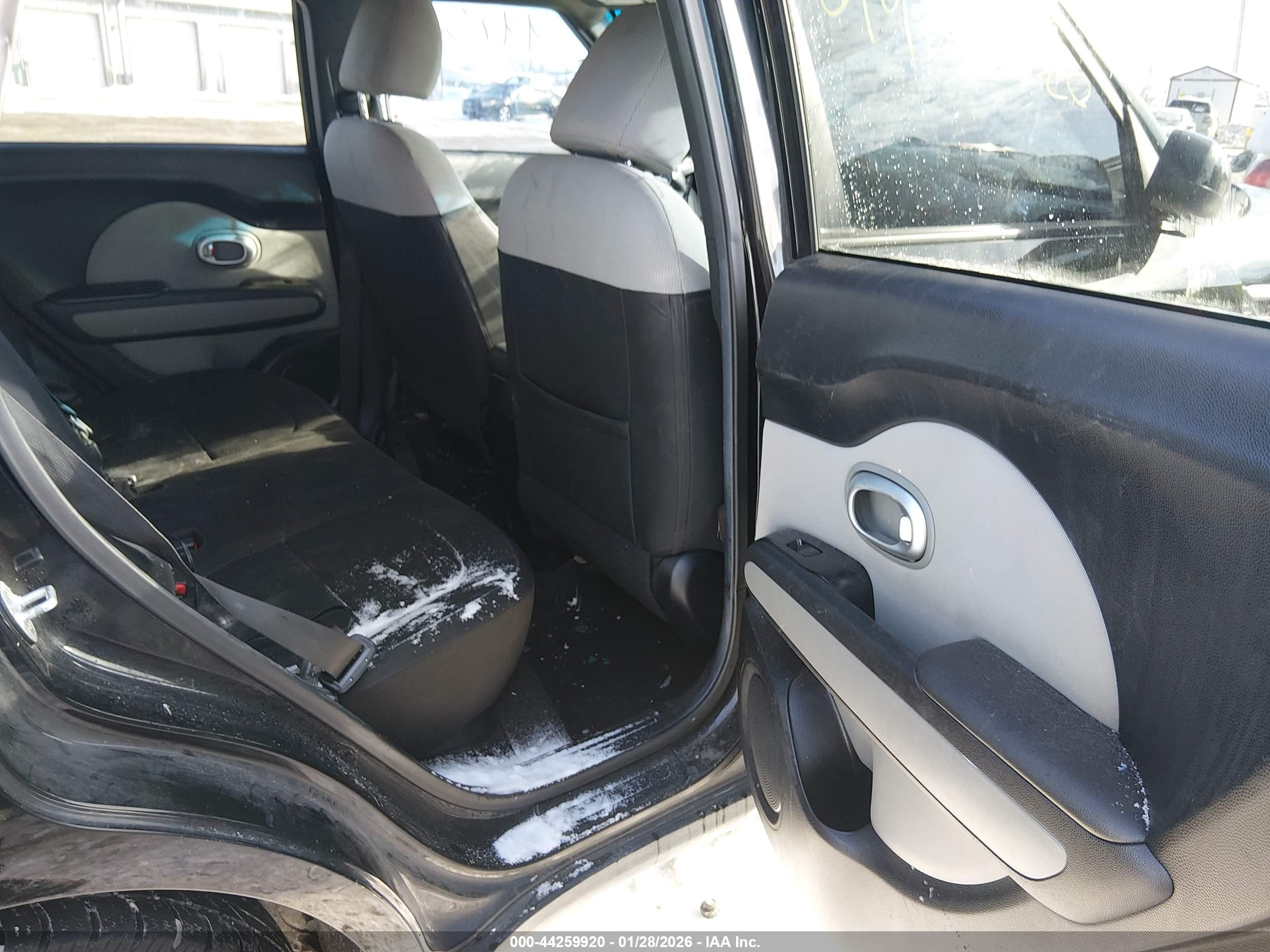 KIA SOUL image 8