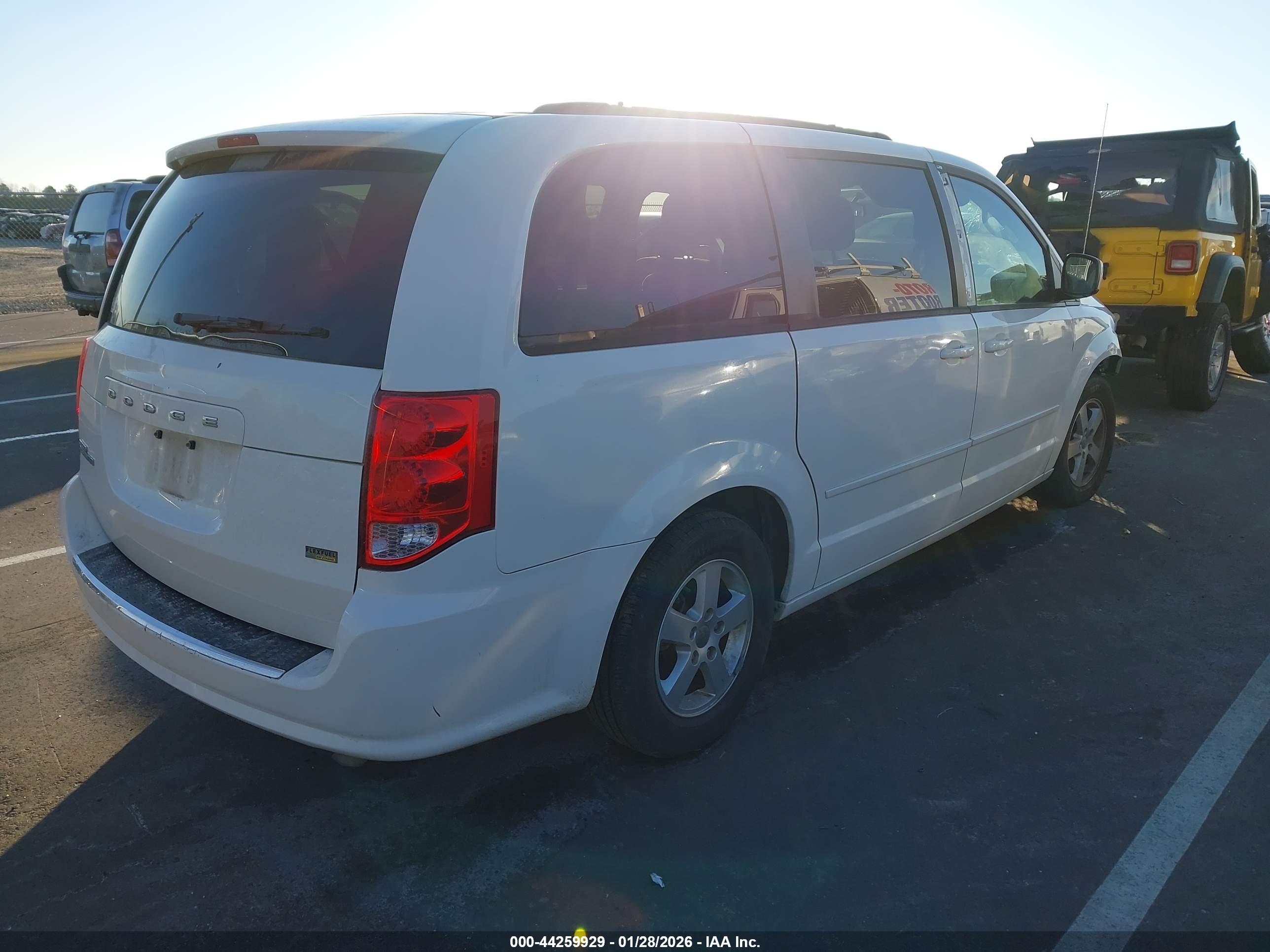 DODGE GRAND image 4