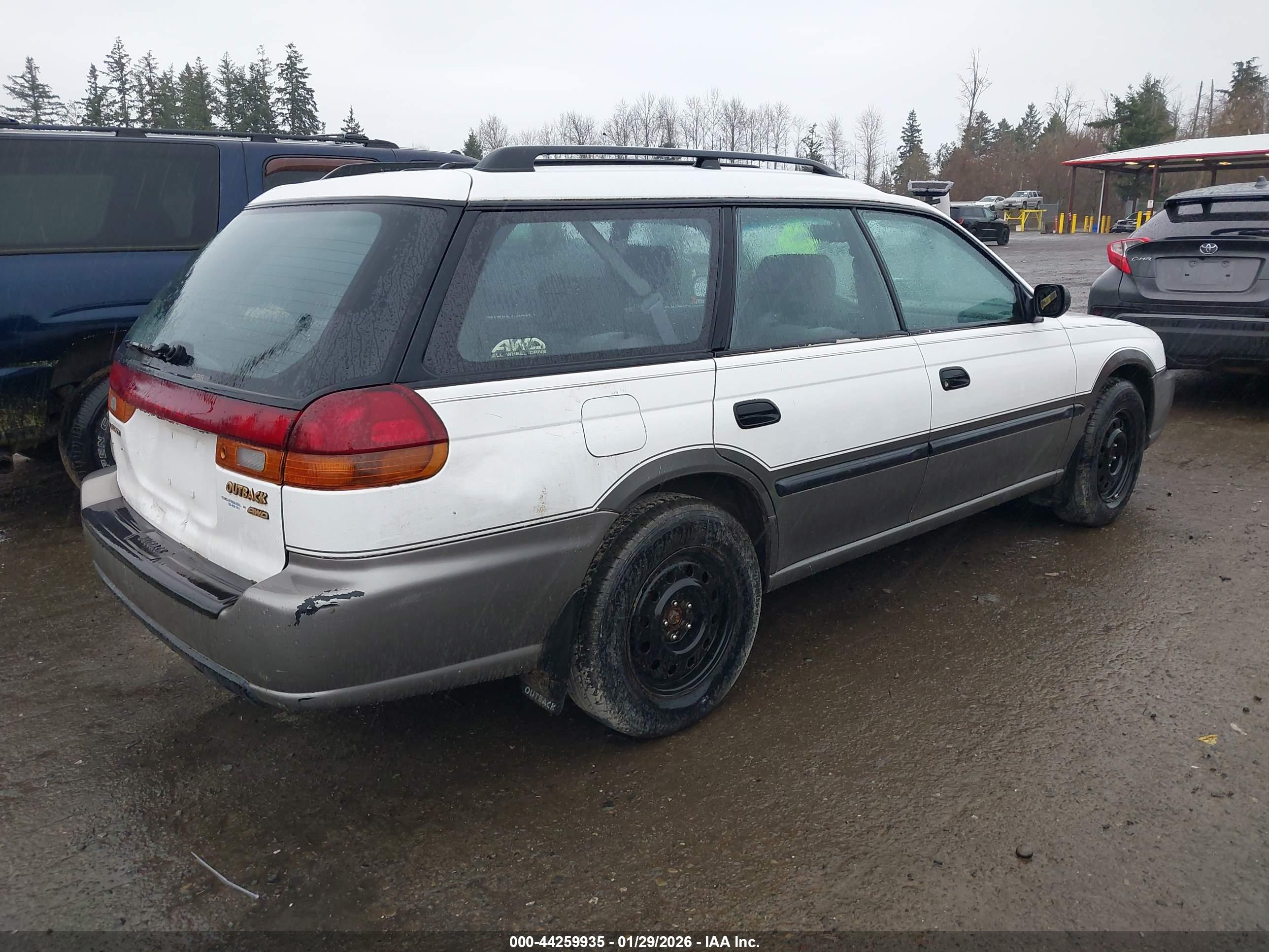 SUBARU LEGACY image 4
