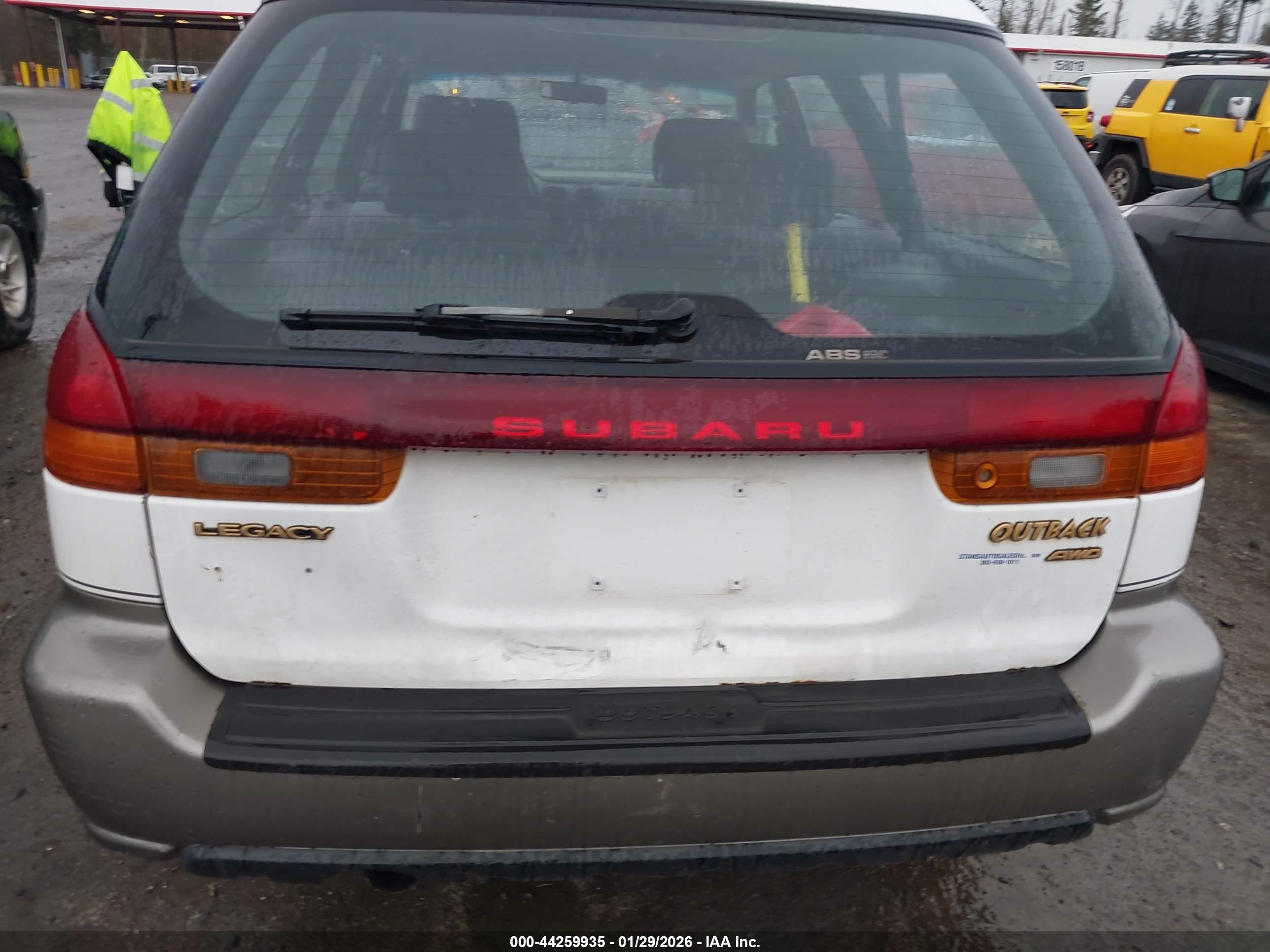 SUBARU LEGACY image 6