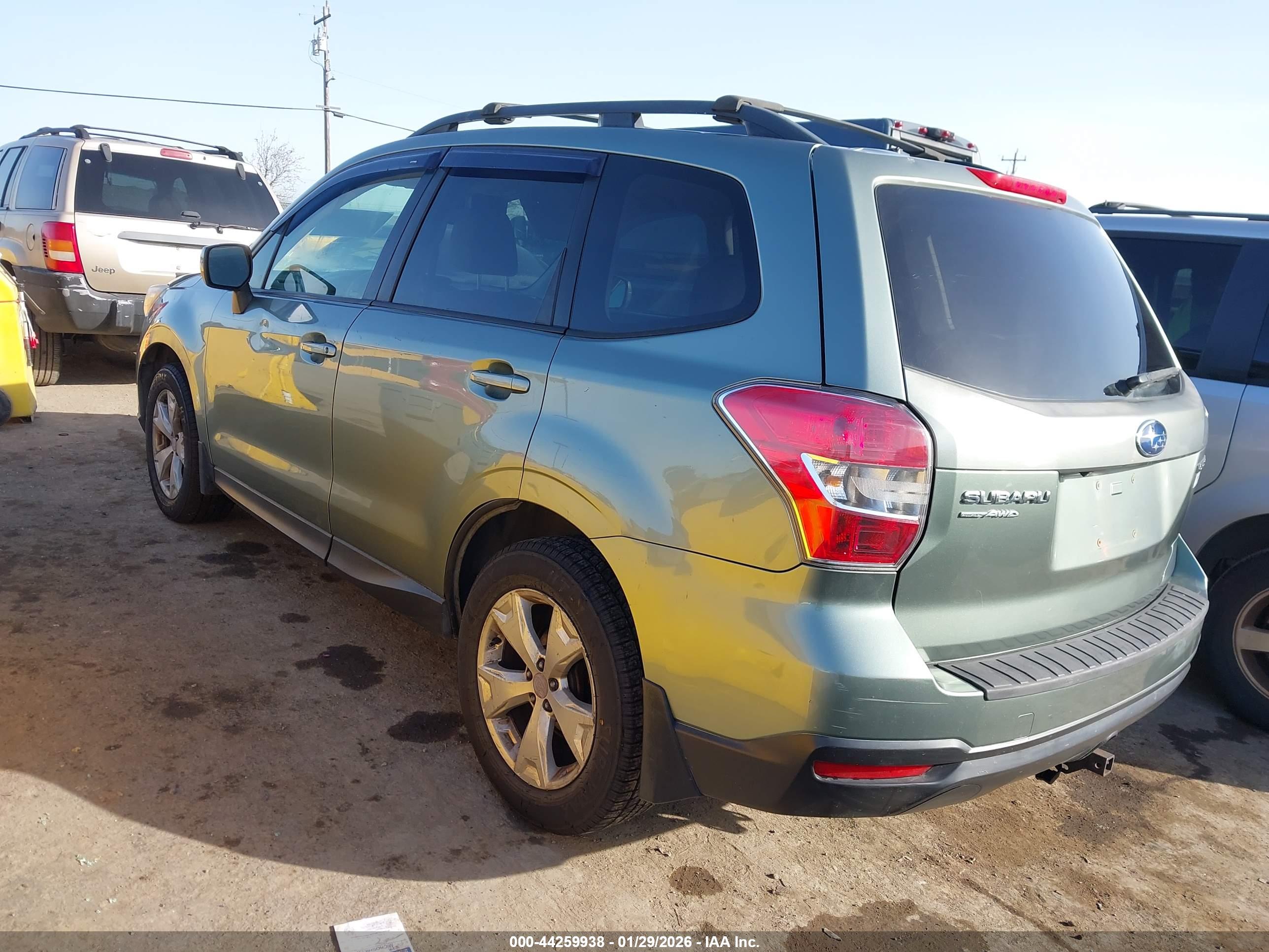 SUBARU FORESTER image 3