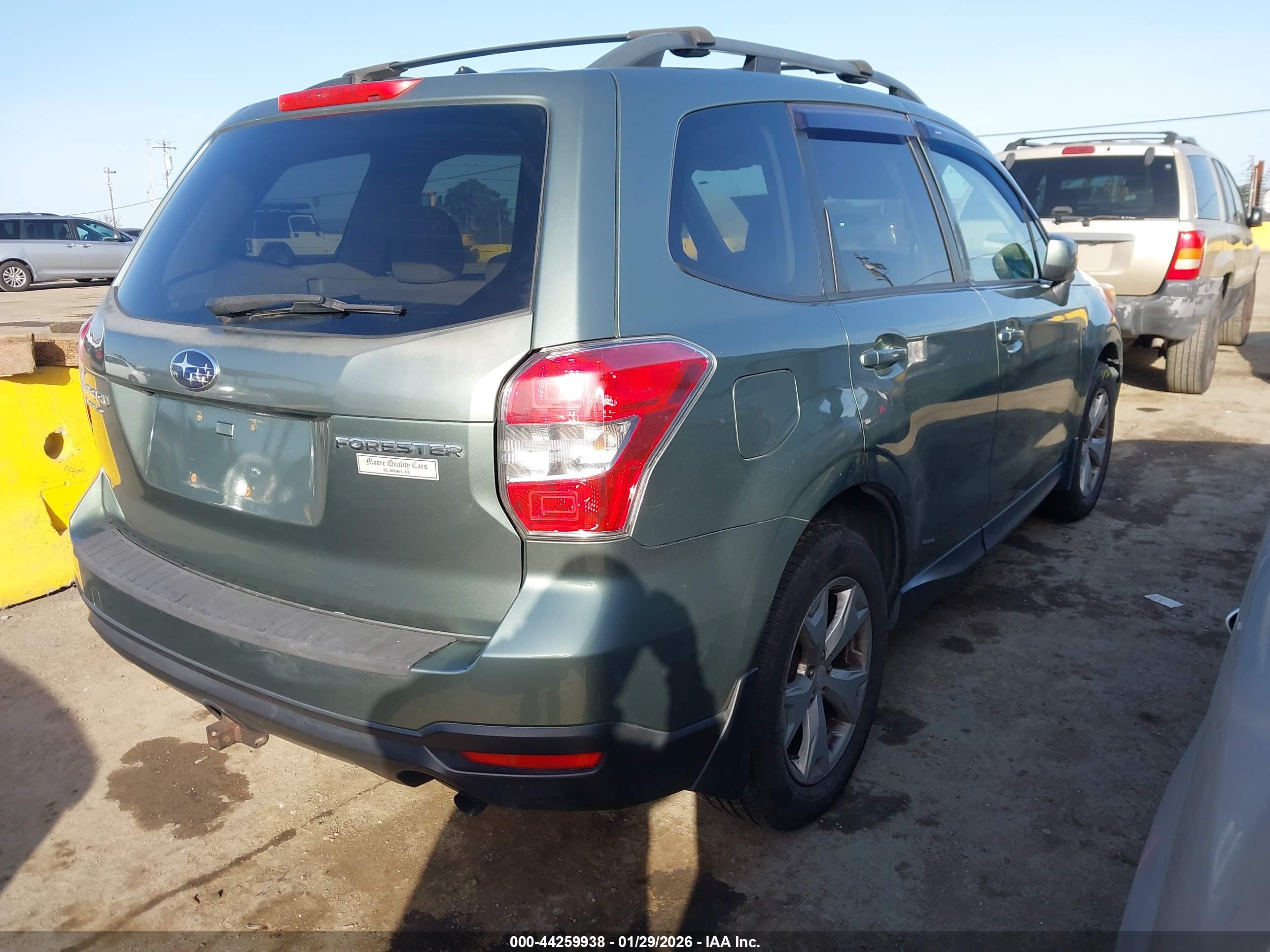 SUBARU FORESTER image 4