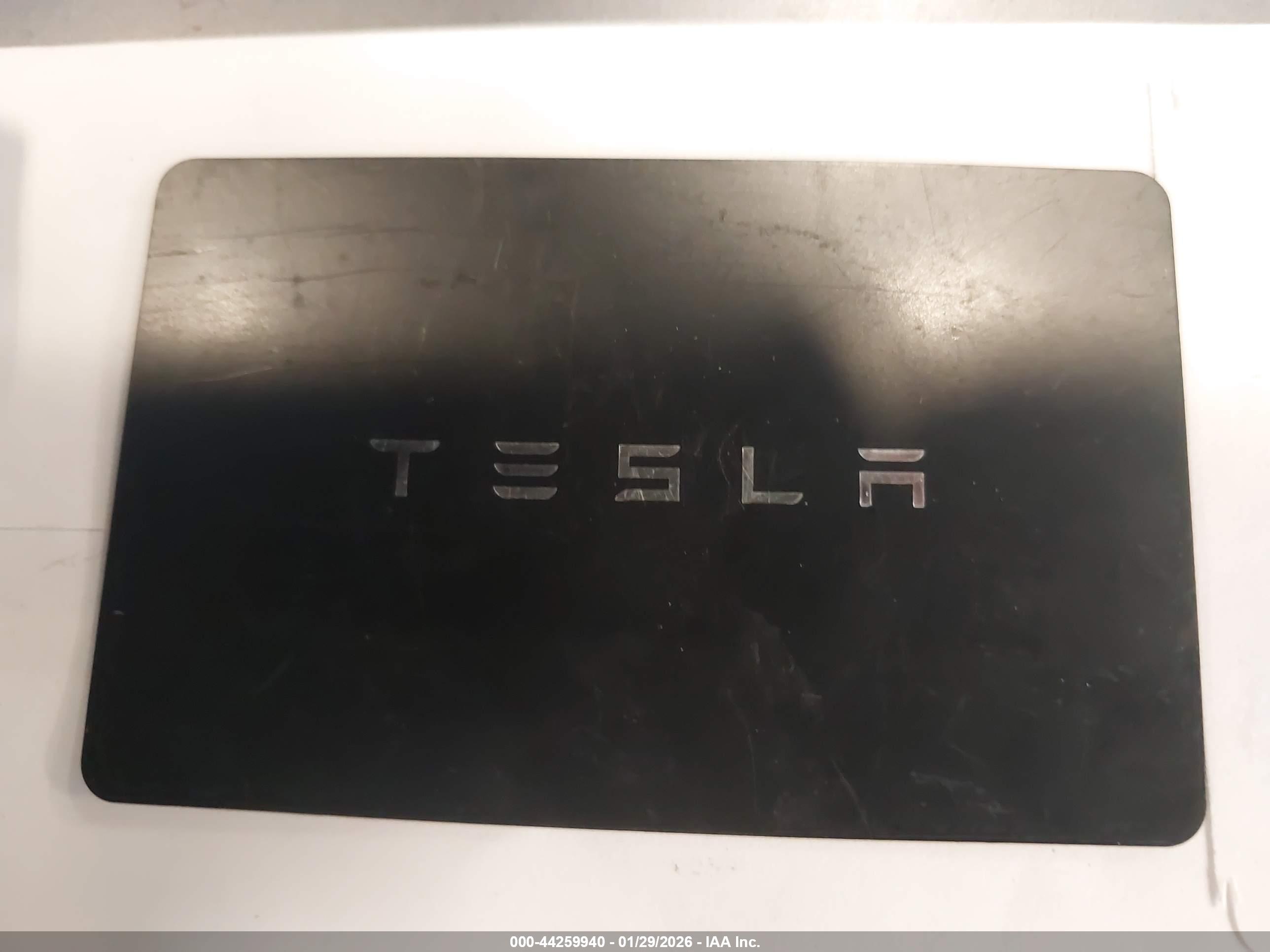 TESLA MODEL image 11