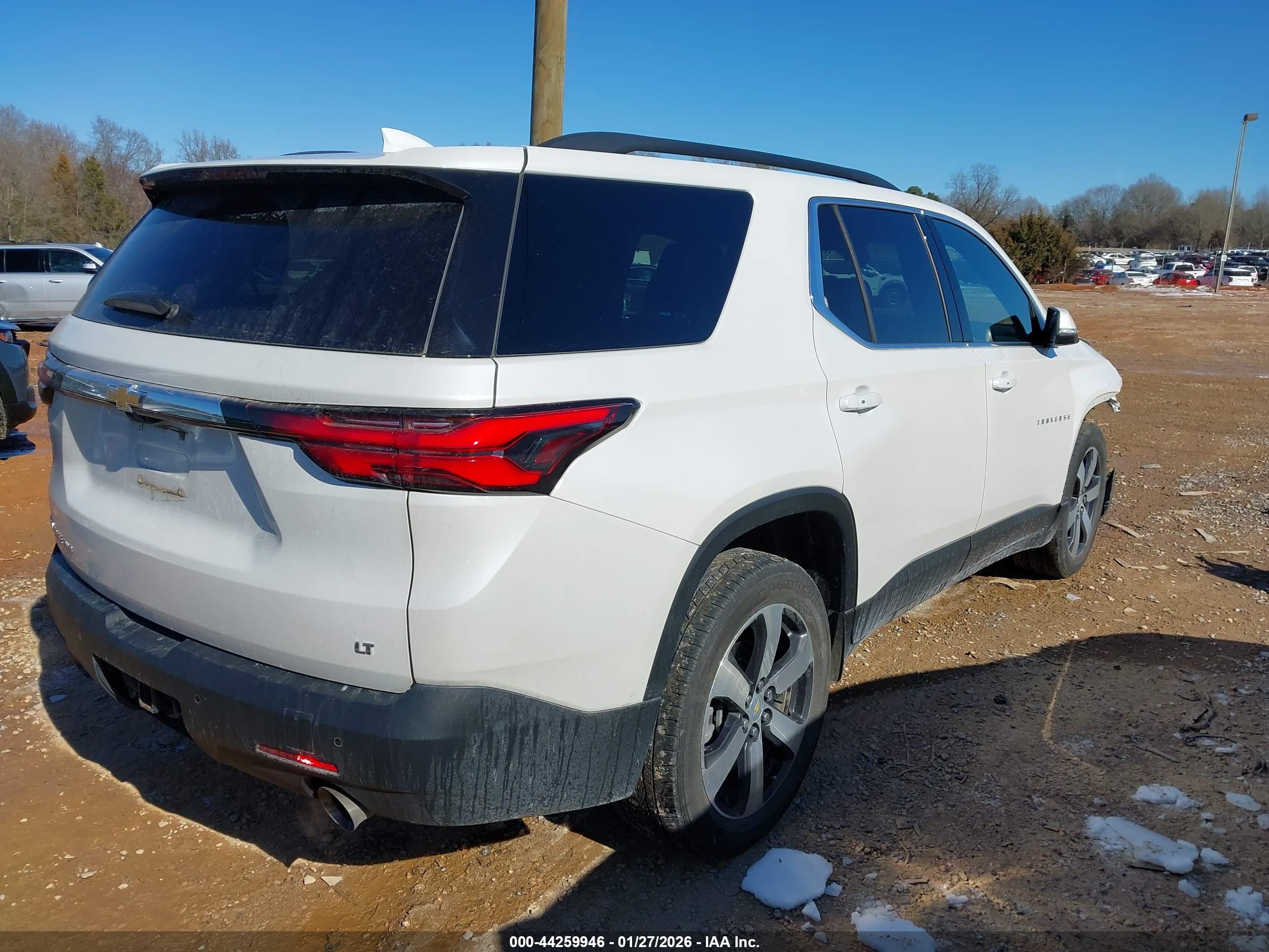 CHEVROLET TRAVERSE image 4