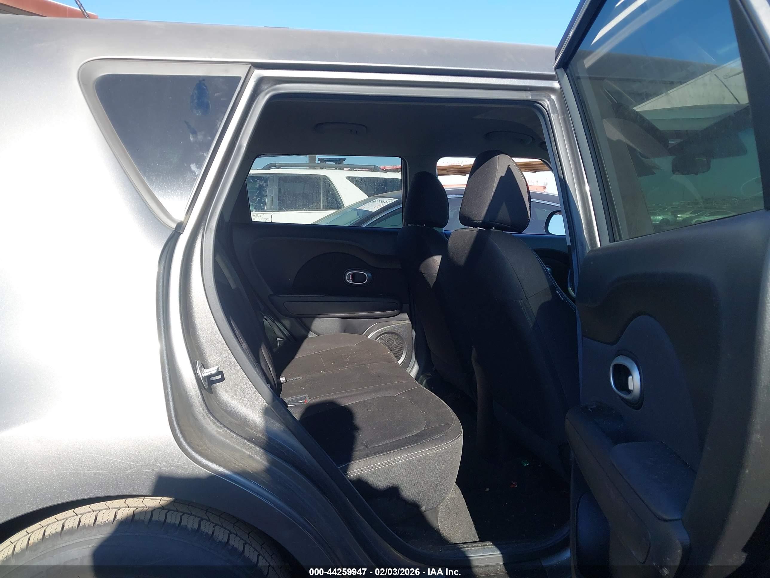 KIA SOUL image 8