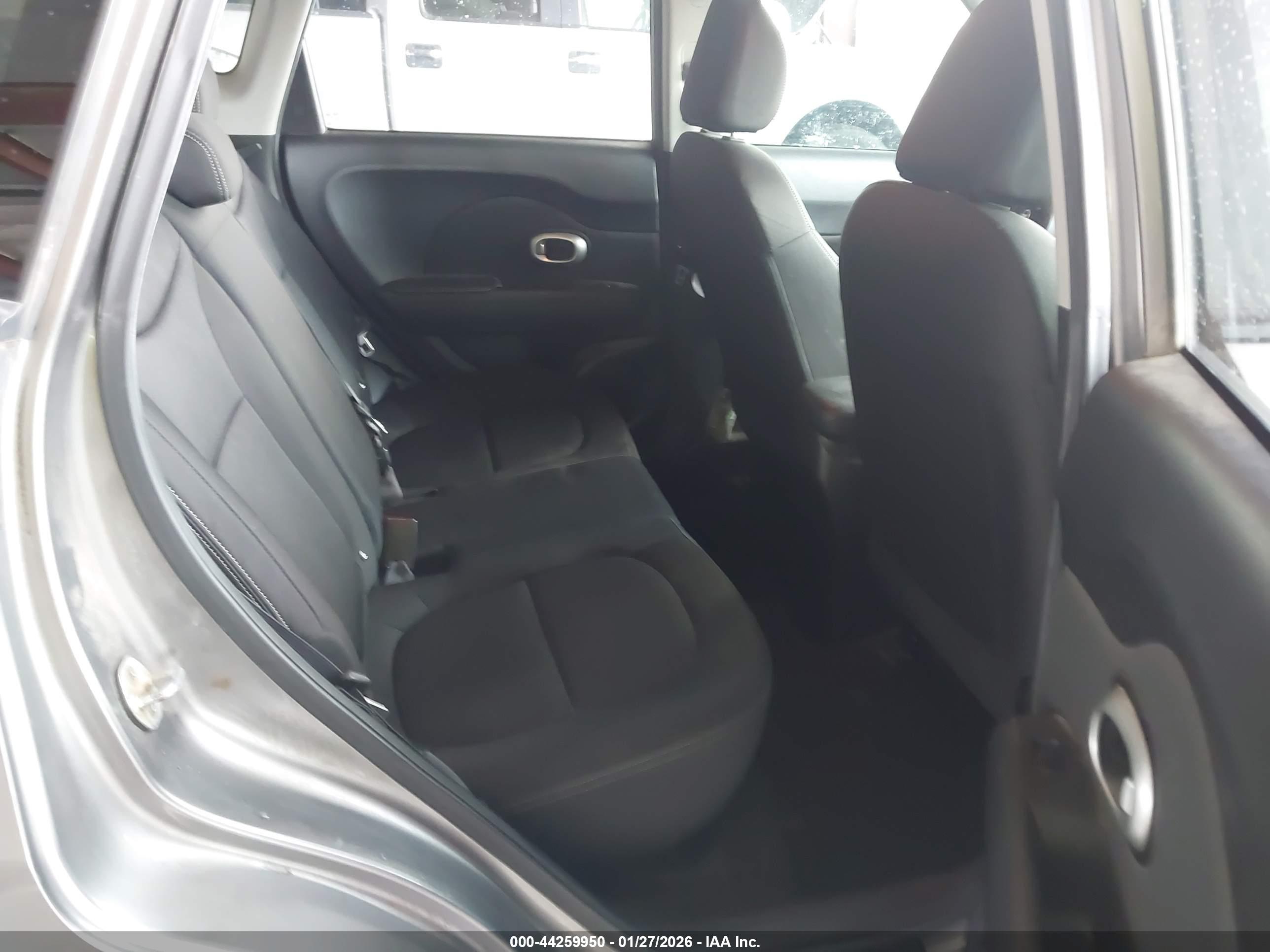 KIA SOUL image 8