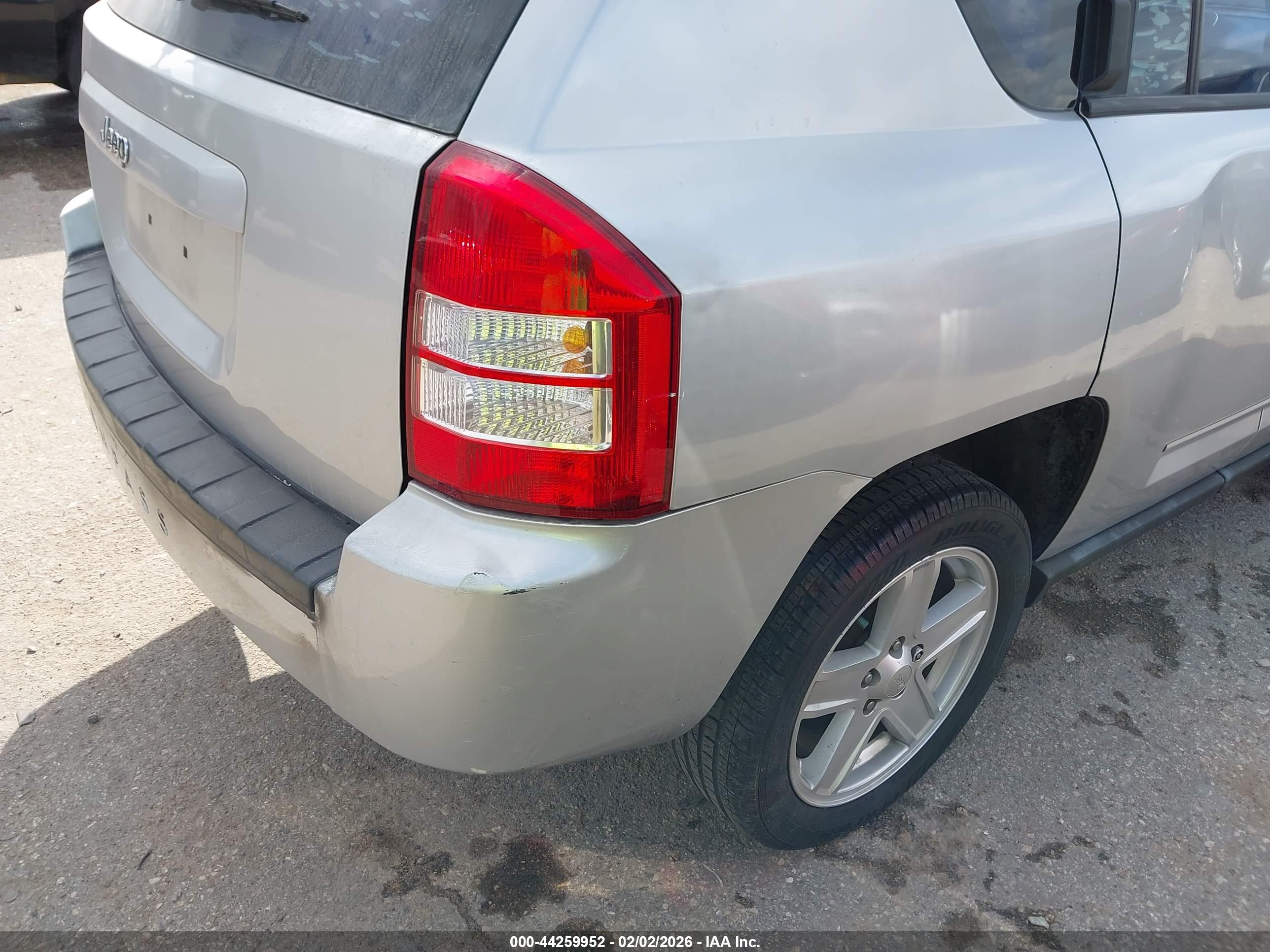 JEEP COMPASS image 6