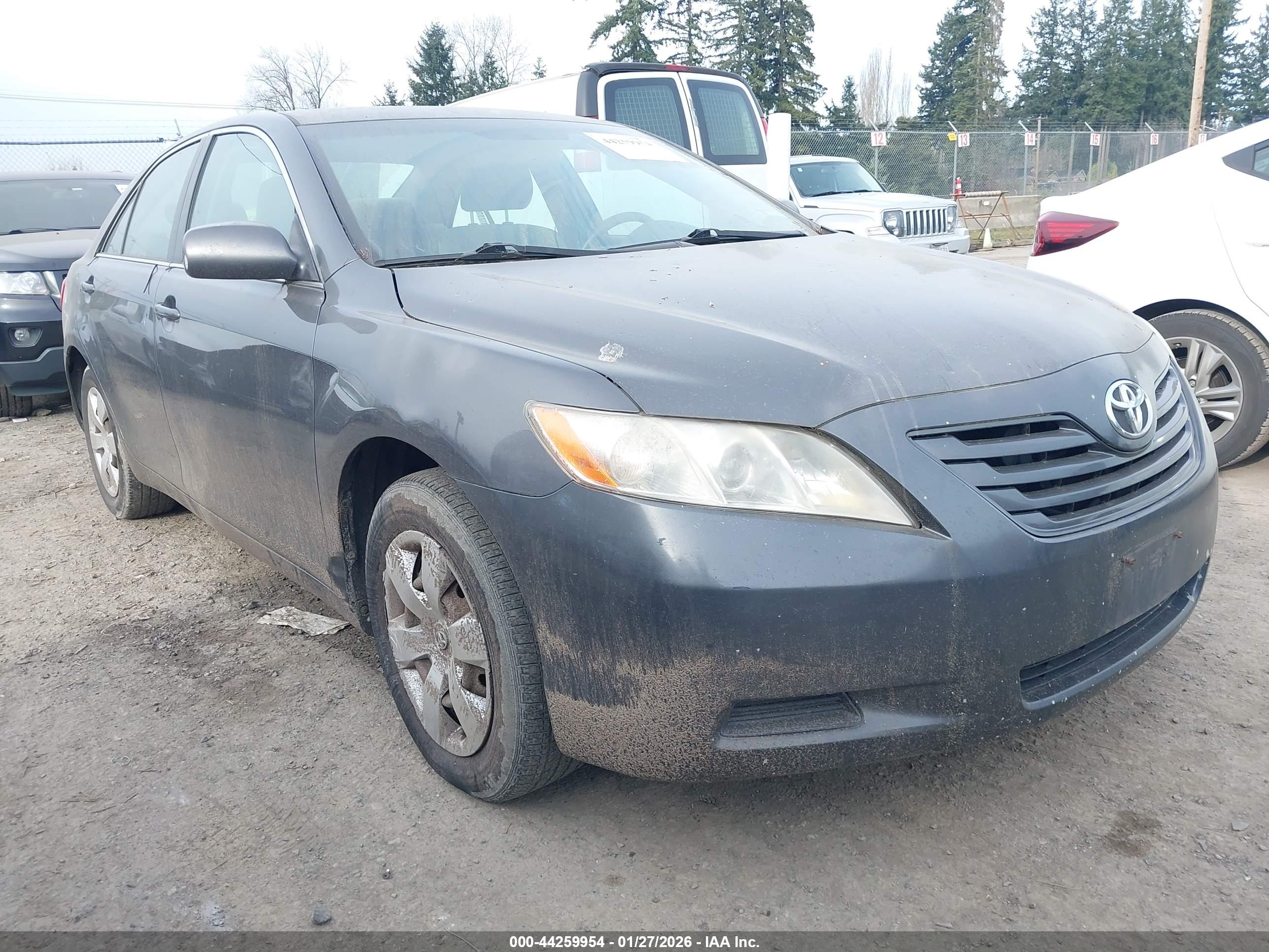 TOYOTA CAMRY image 6