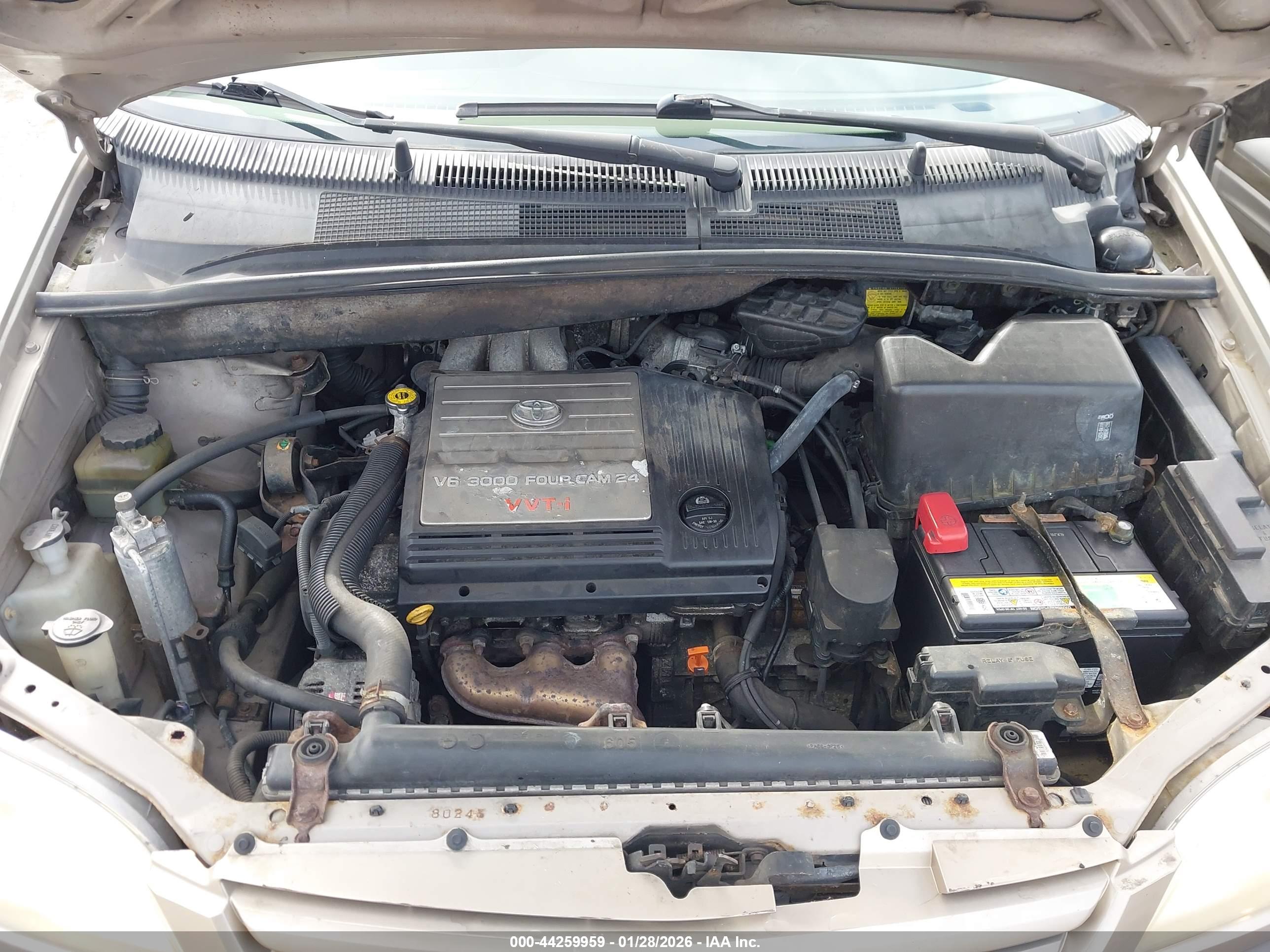 TOYOTA SIENNA image 10
