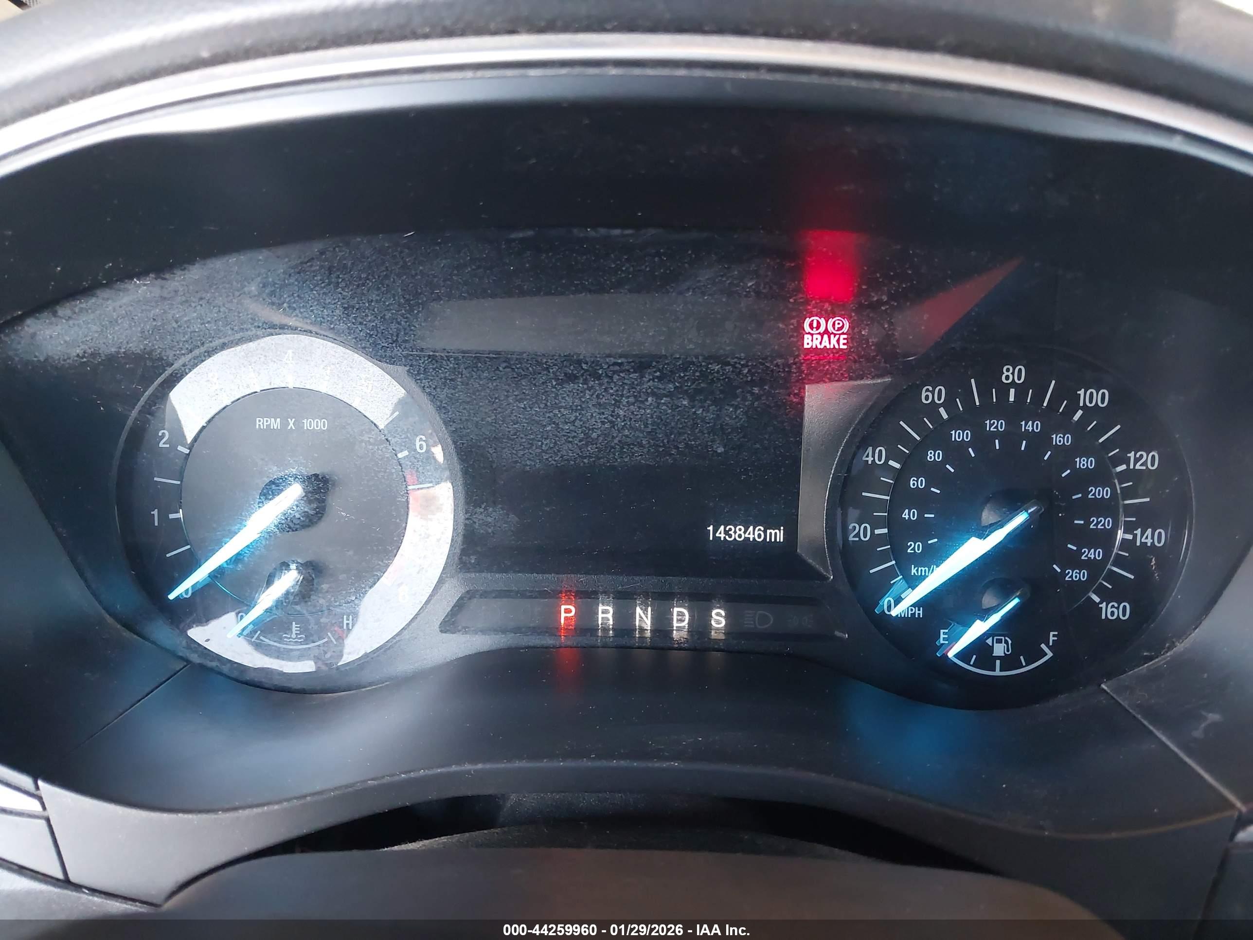 FORD FUSION image 7