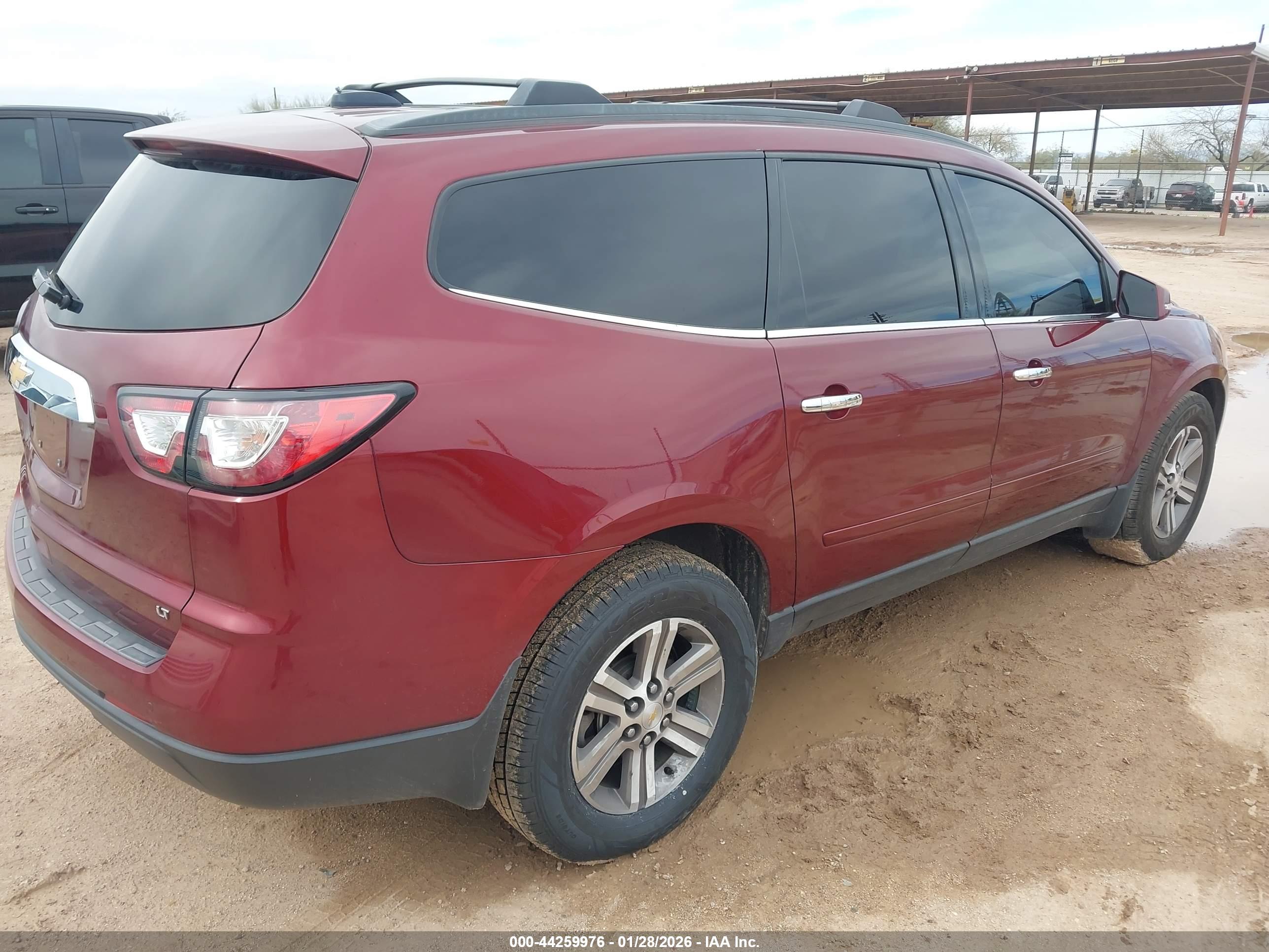 CHEVROLET TRAVERSE image 4