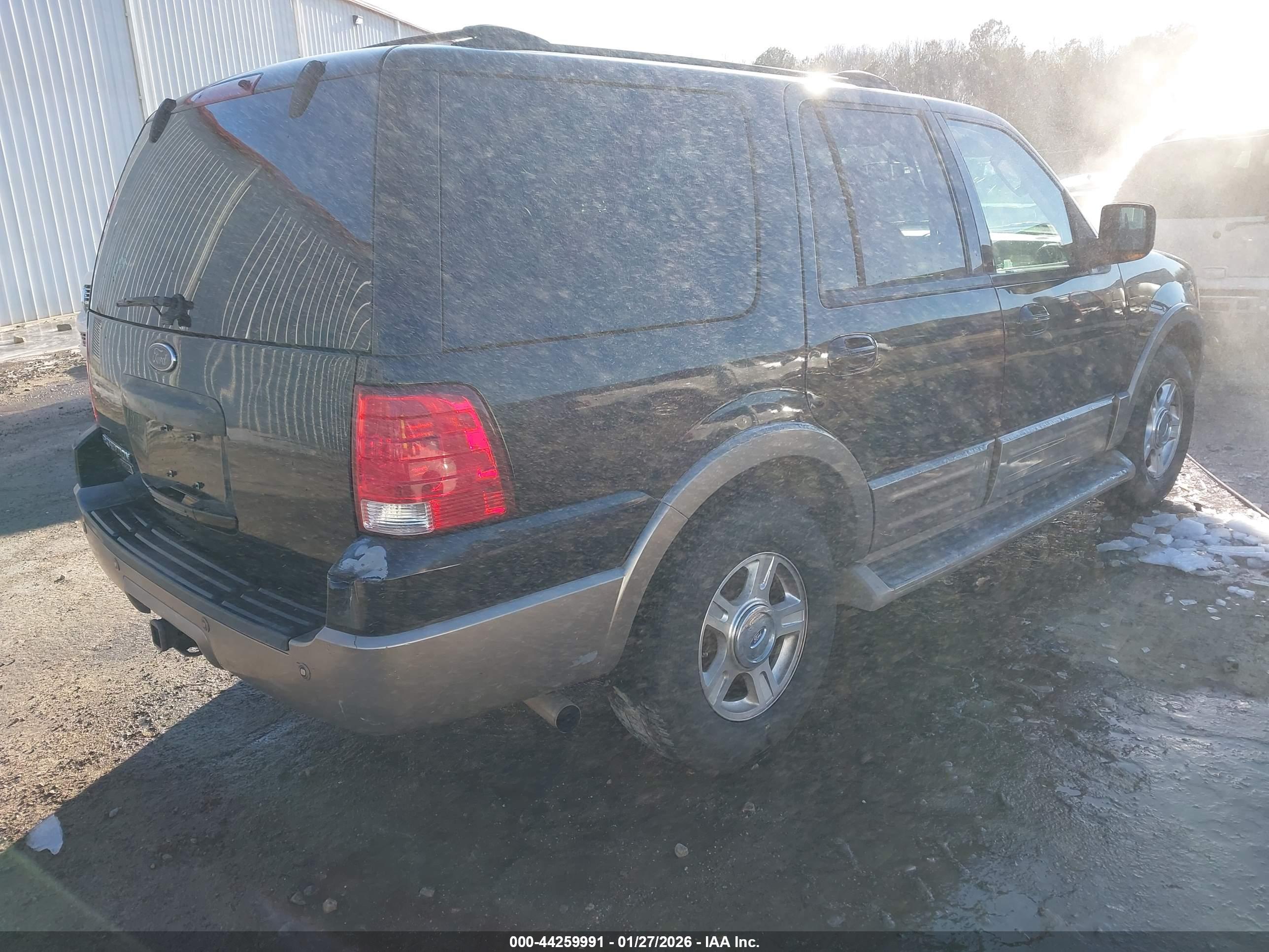 FORD EXPEDITION image 4