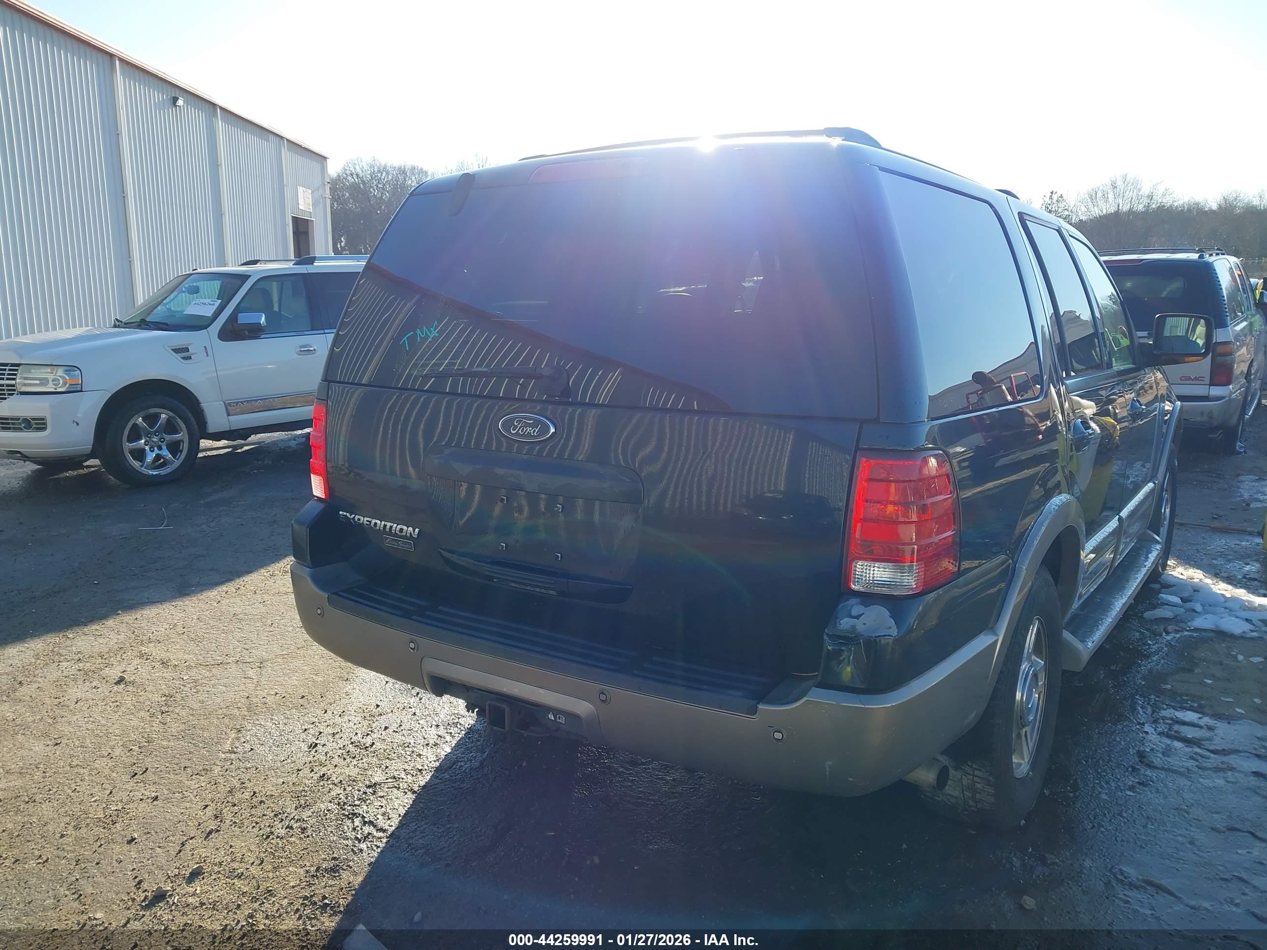 FORD EXPEDITION image 6