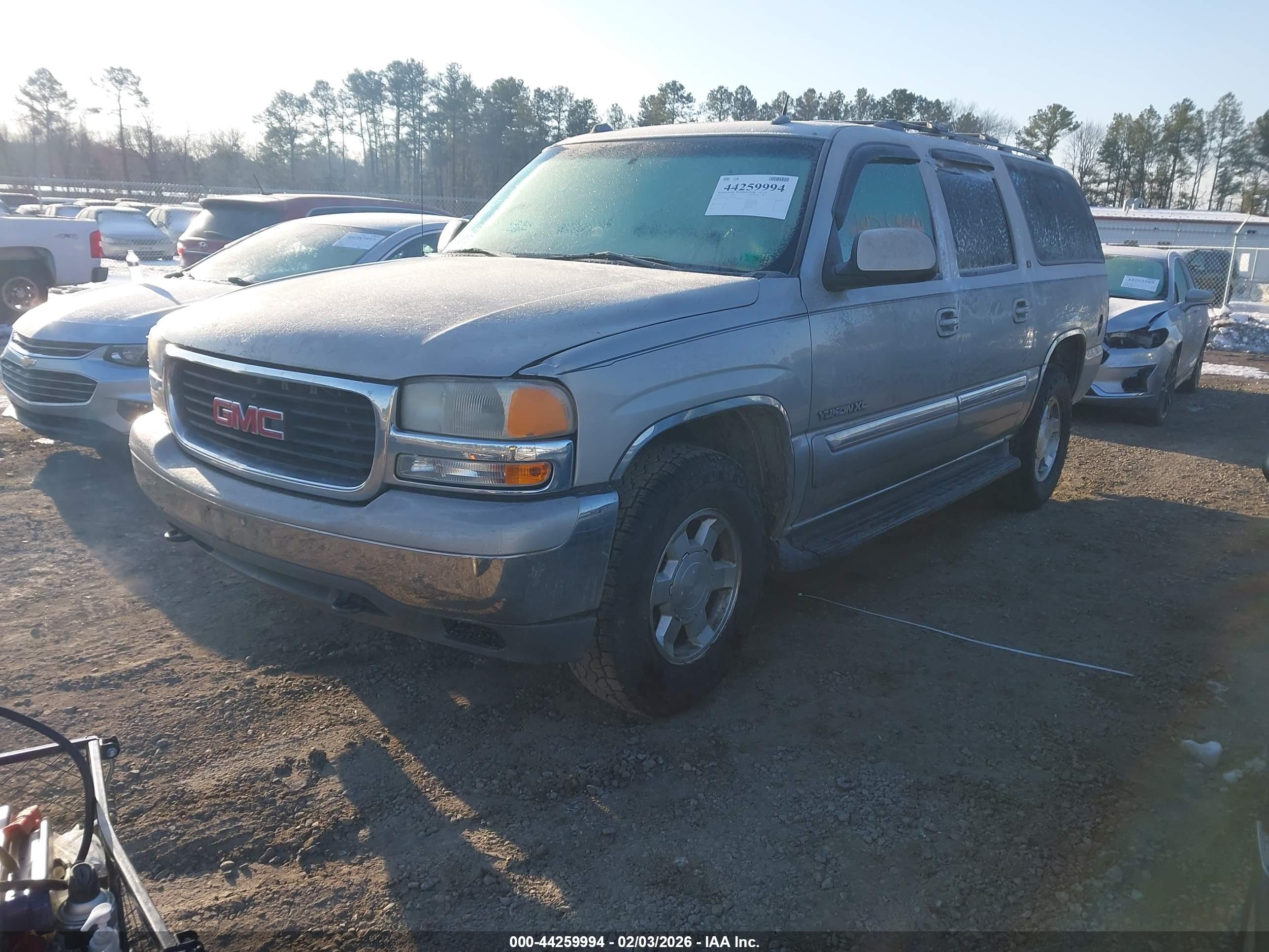 GMC YUKON image 2