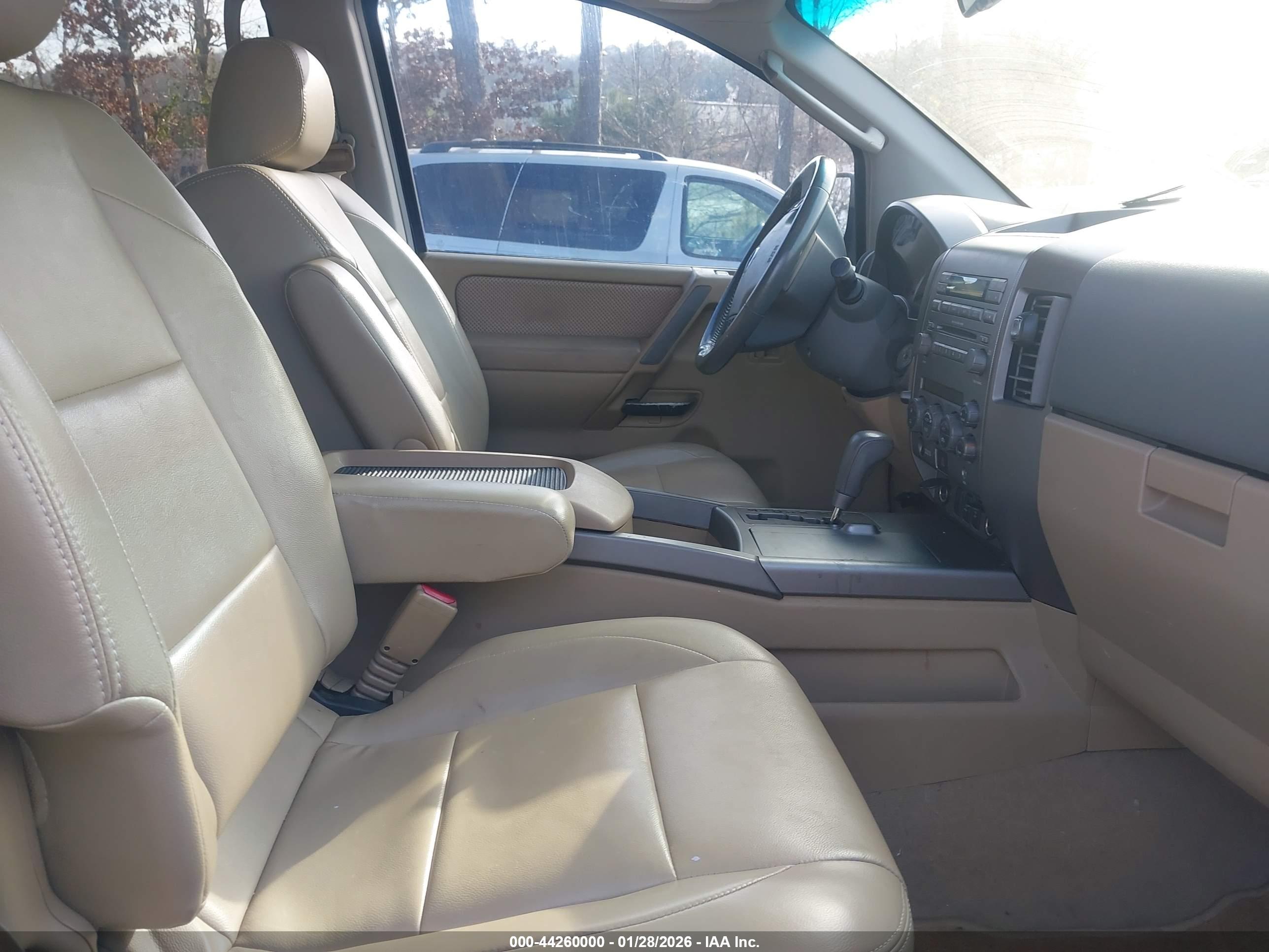 NISSAN ARMADA image 5