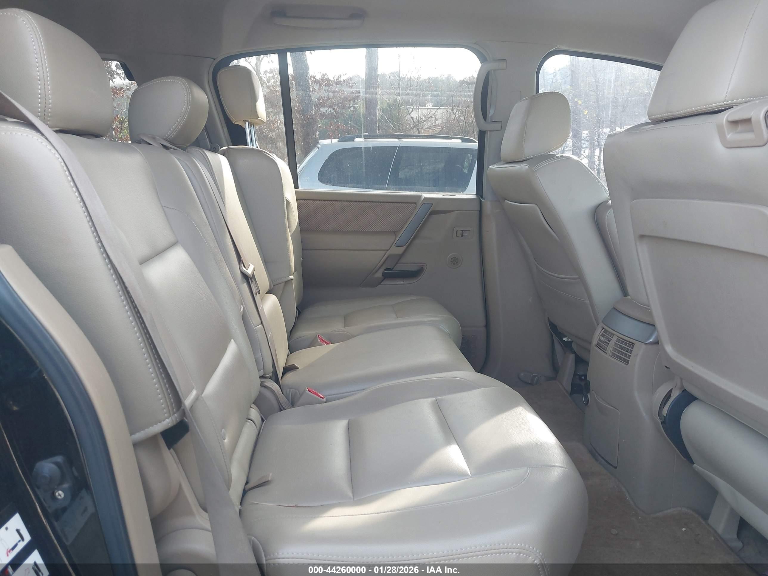 NISSAN ARMADA image 8