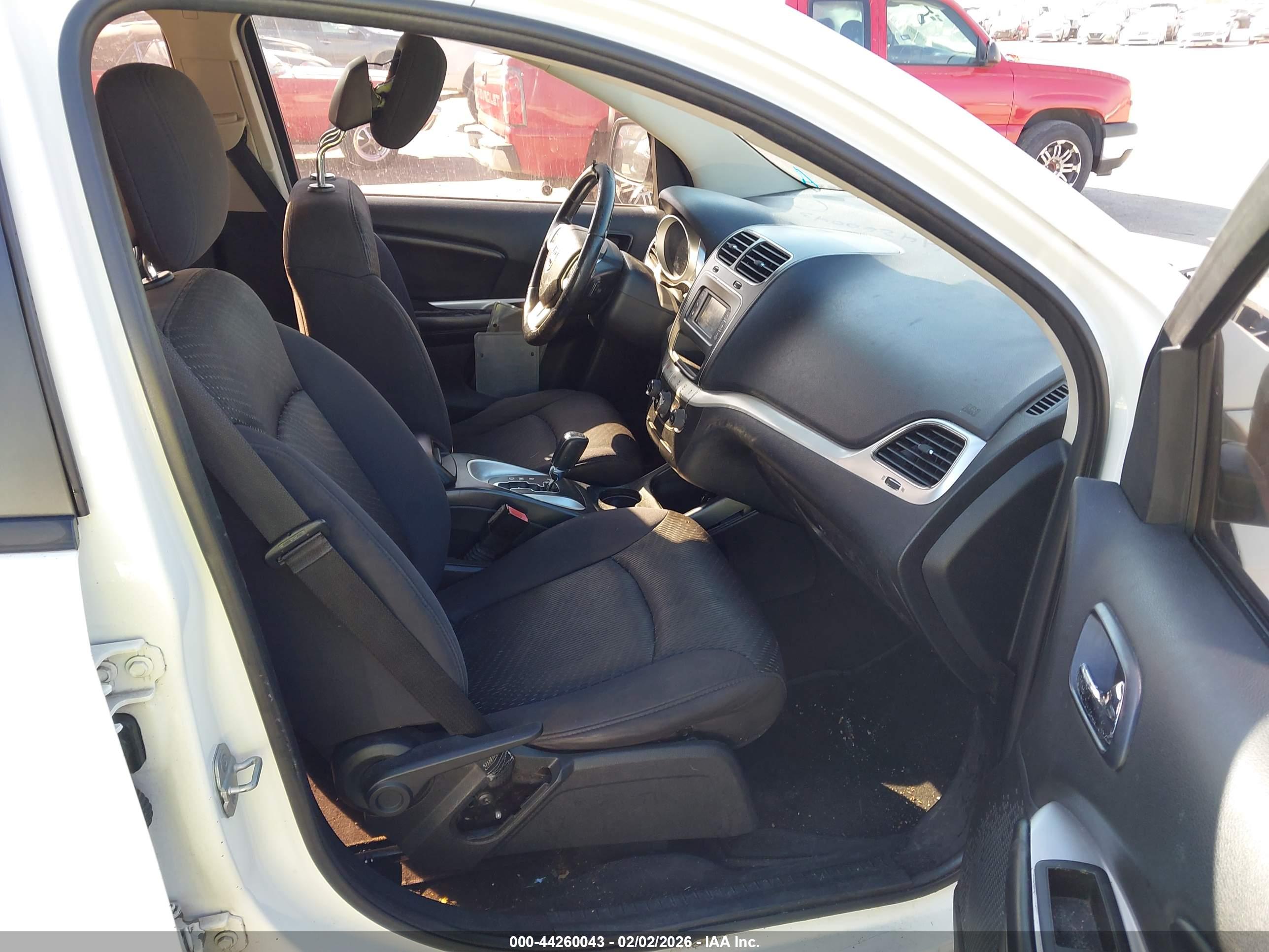 DODGE JOURNEY image 5