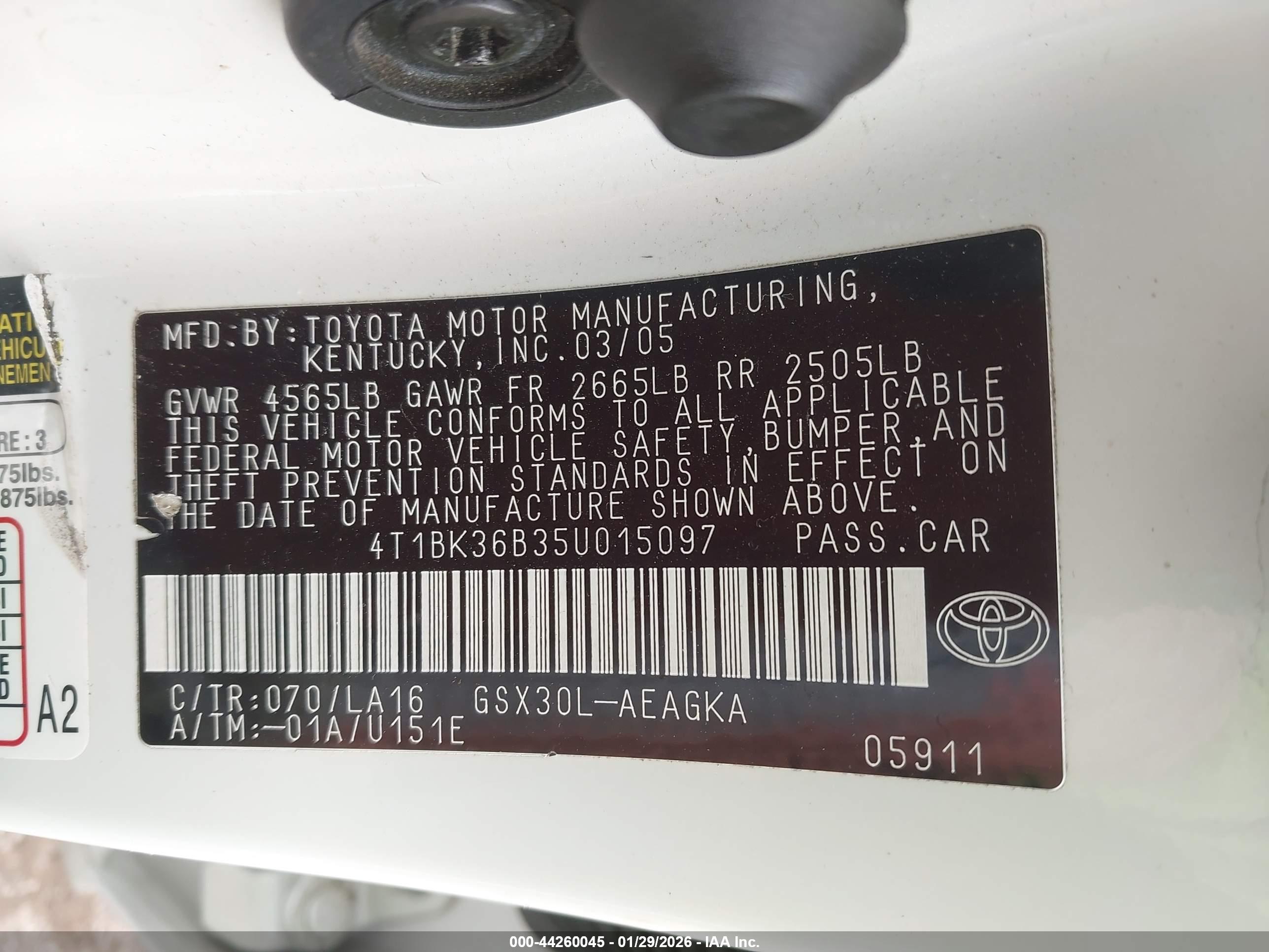 TOYOTA AVALON image 9