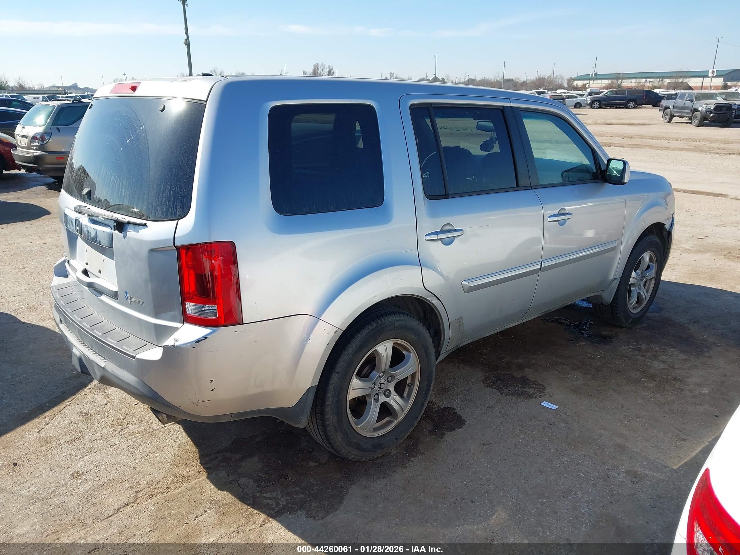 HONDA PILOT image 4