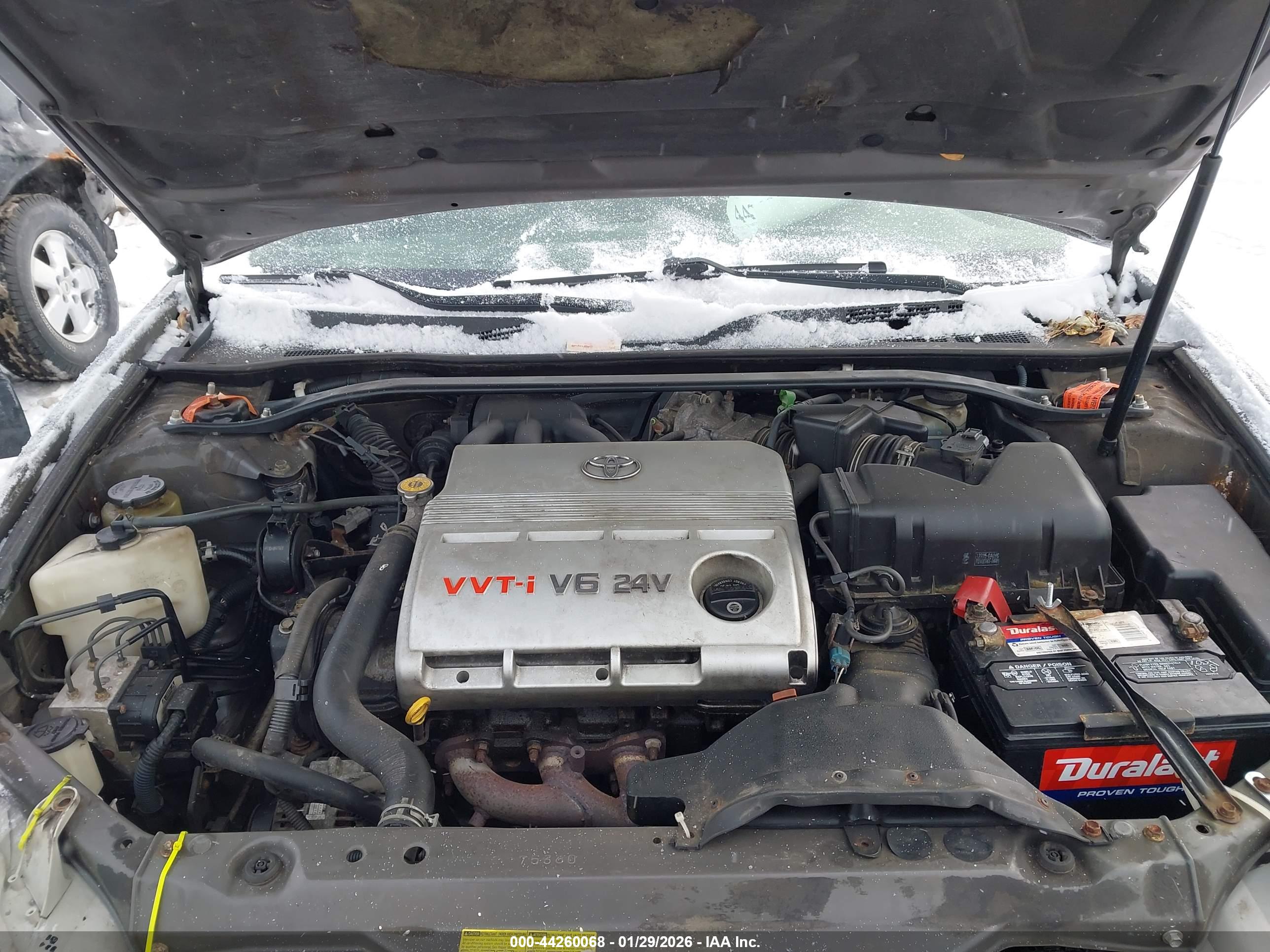 TOYOTA CAMRY image 10