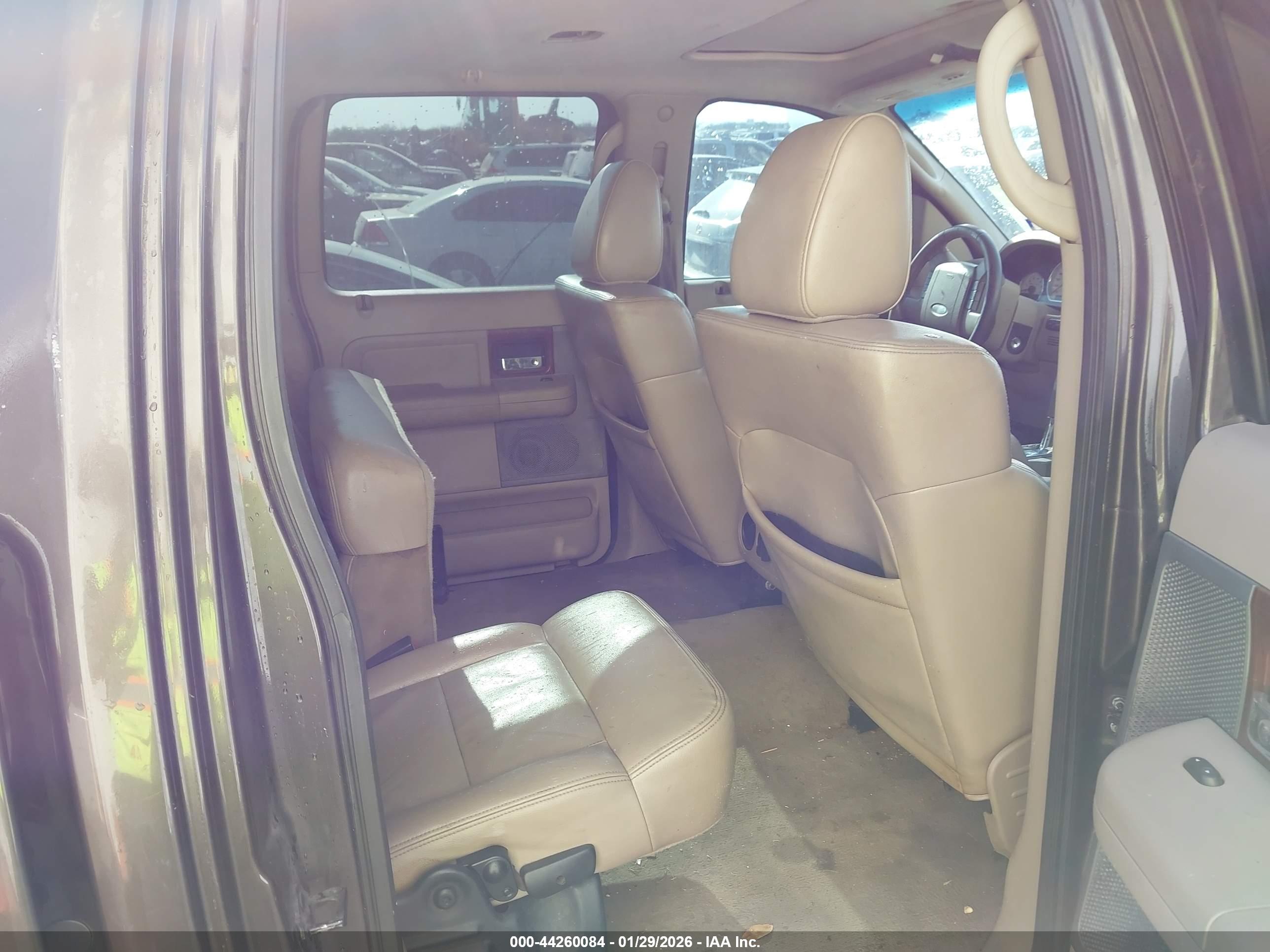 FORD F-150 image 8