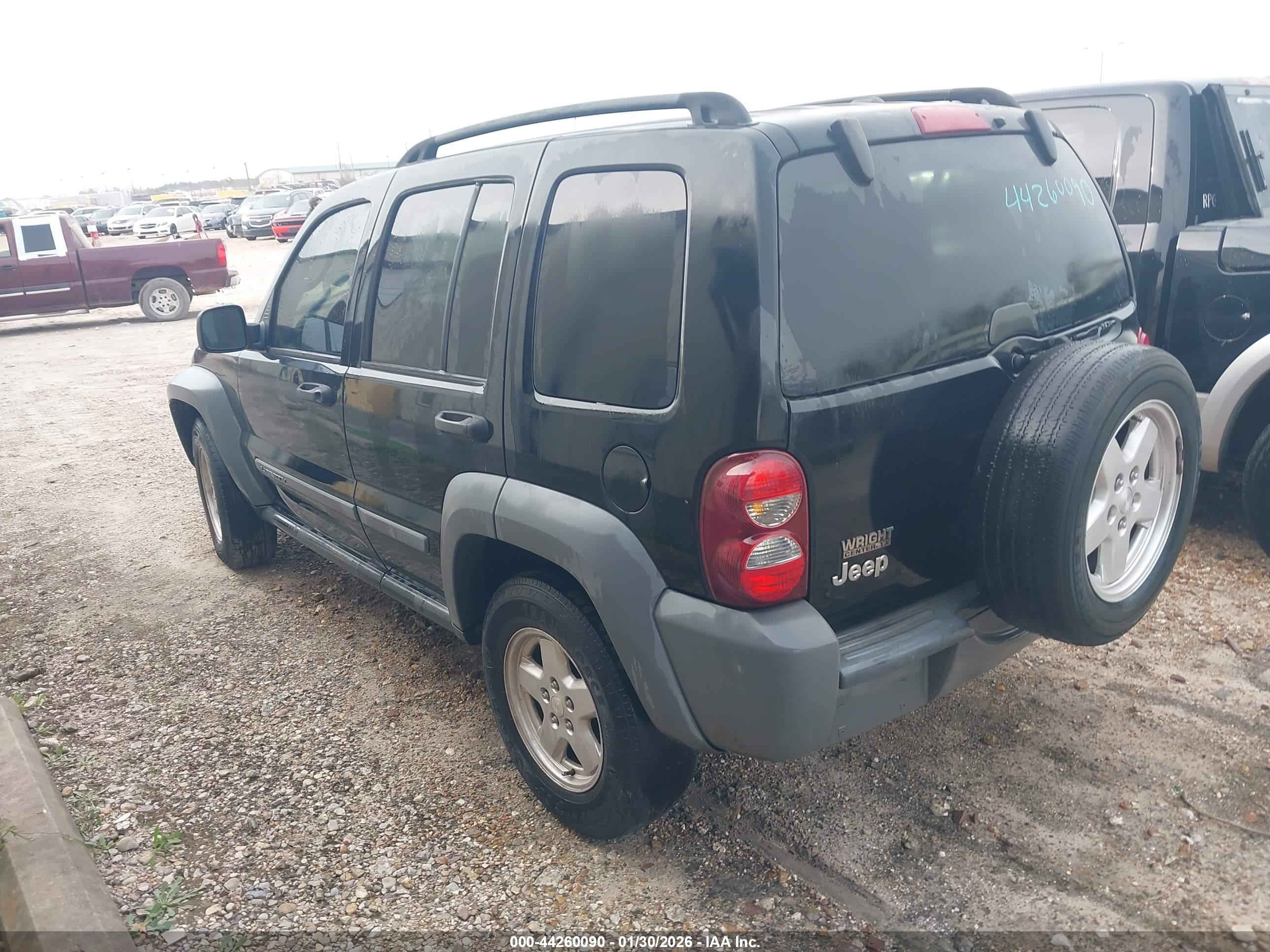 JEEP LIBERTY image 3