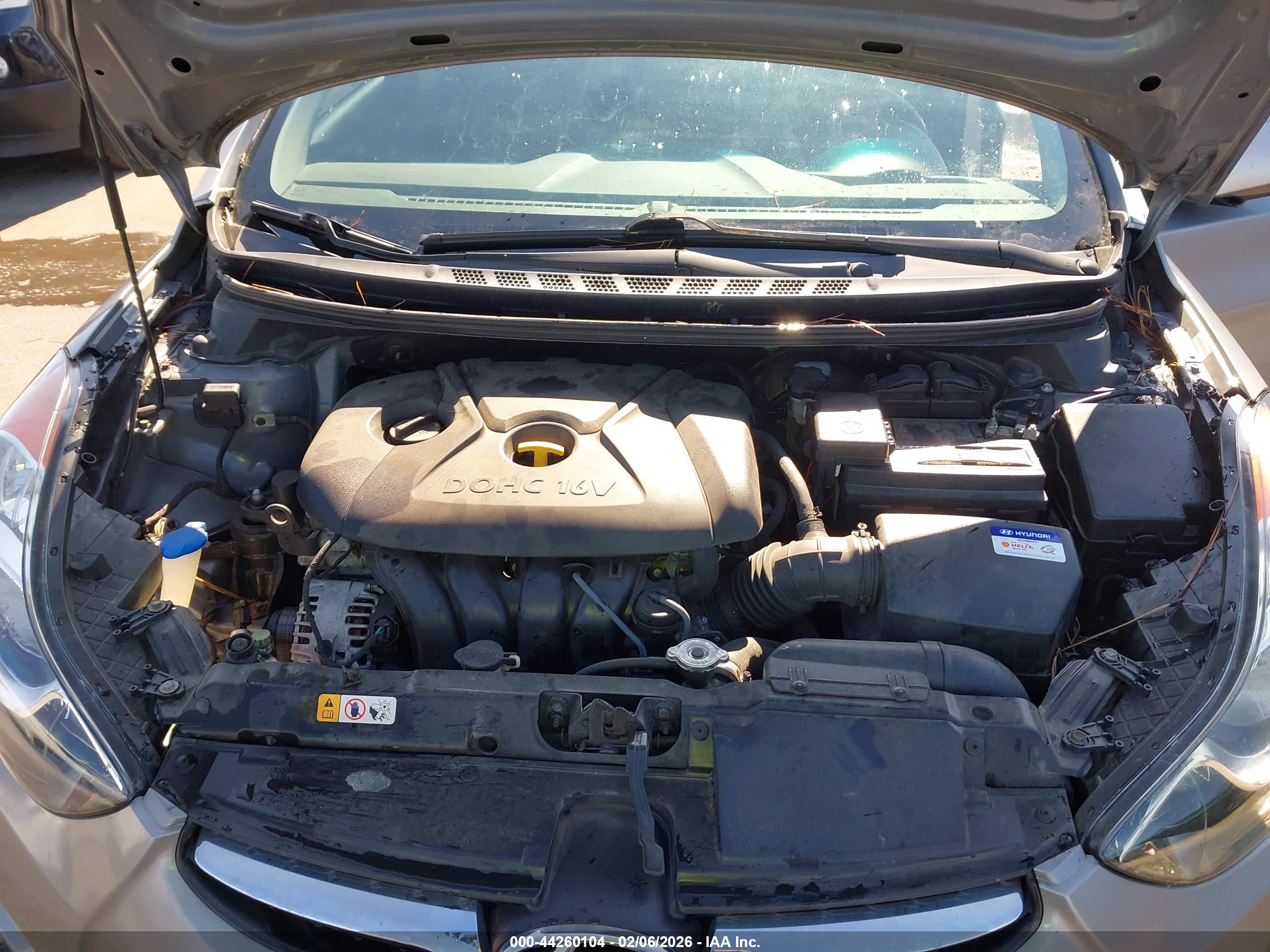 HYUNDAI ELANTRA image 10