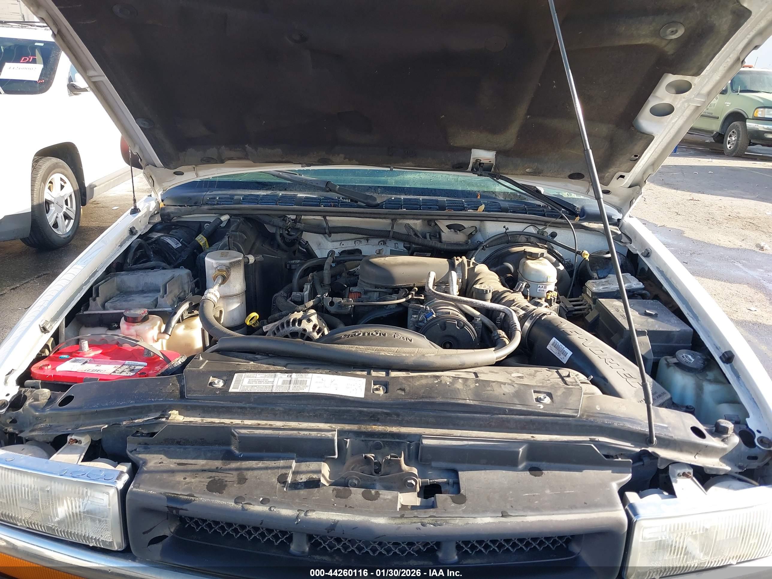 CHEVROLET S-10 image 10
