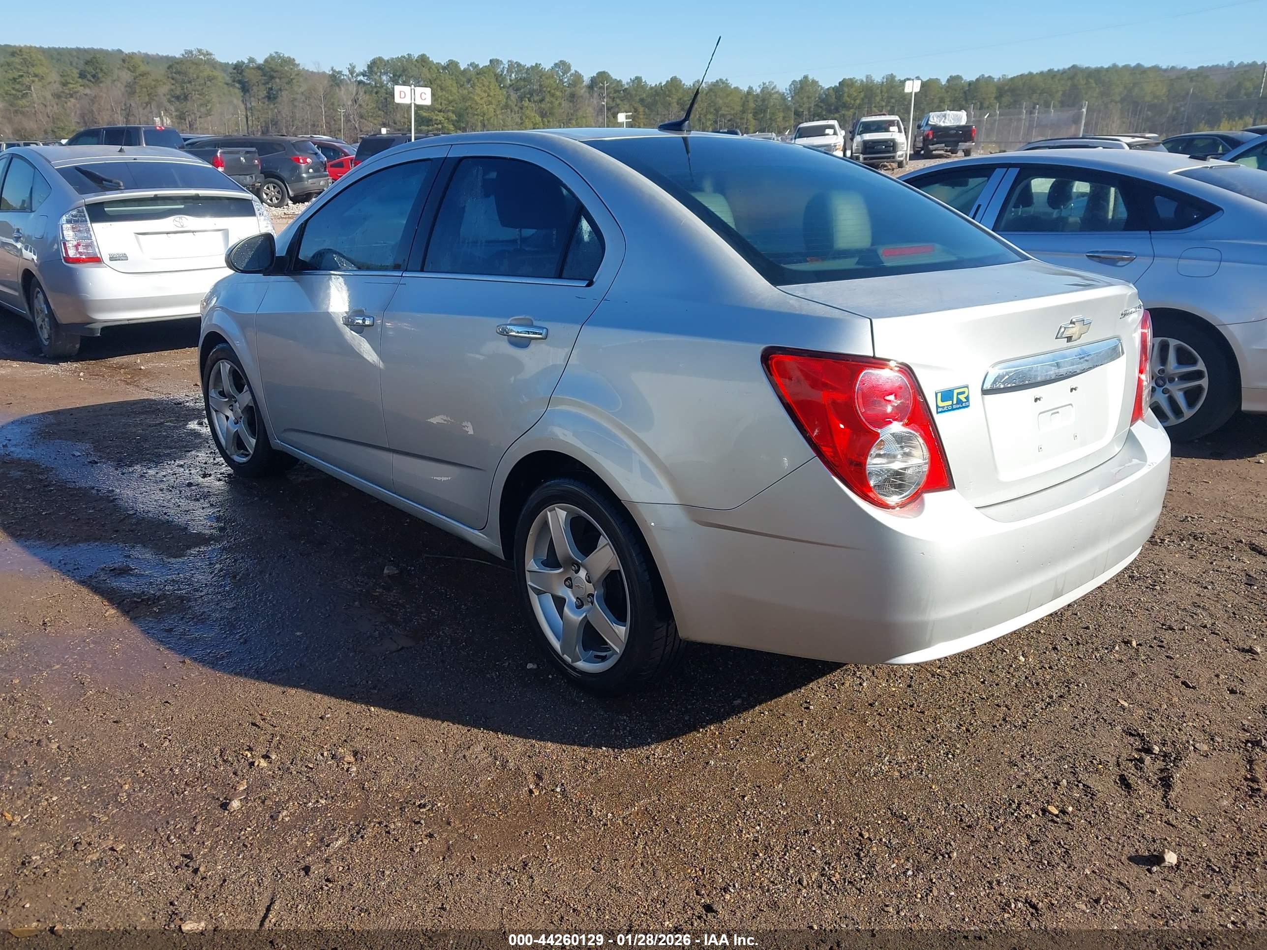 CHEVROLET SONIC image 3