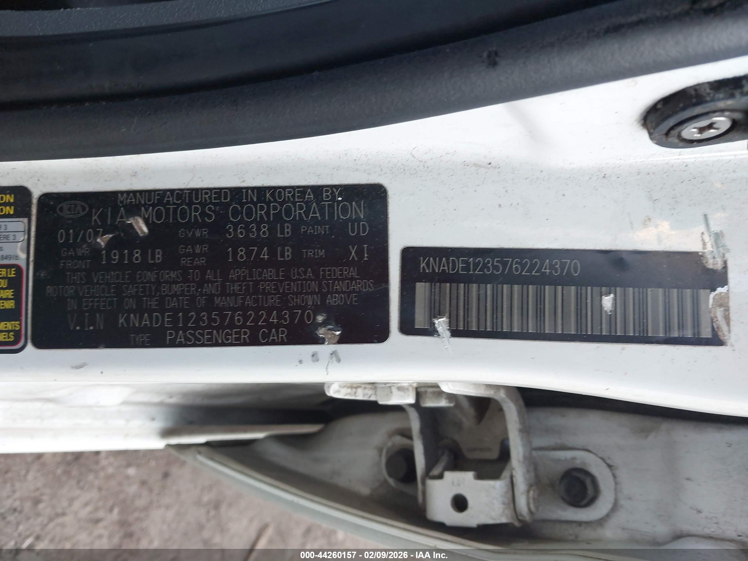 KIA RIO image 9