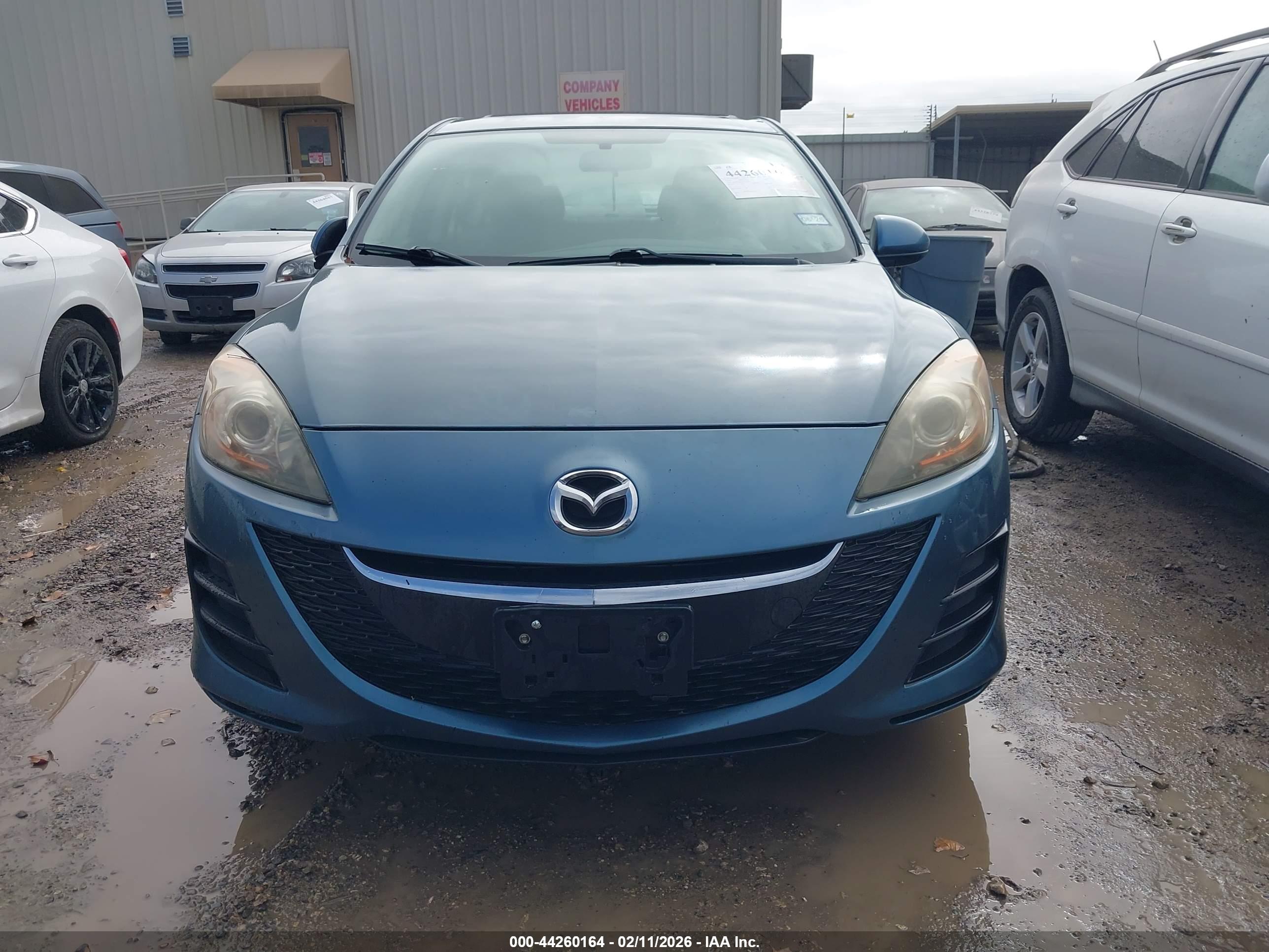 MAZDA MAZDA3 image 6